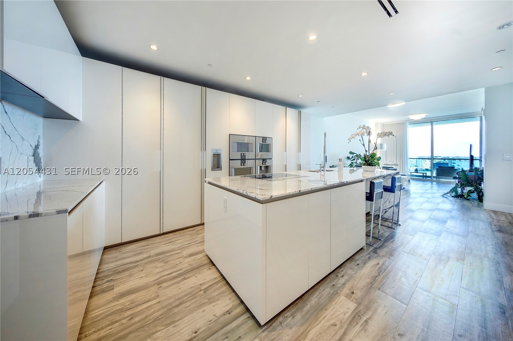 OCEANA BAL HARBOUR CONDO - Residential Lease
