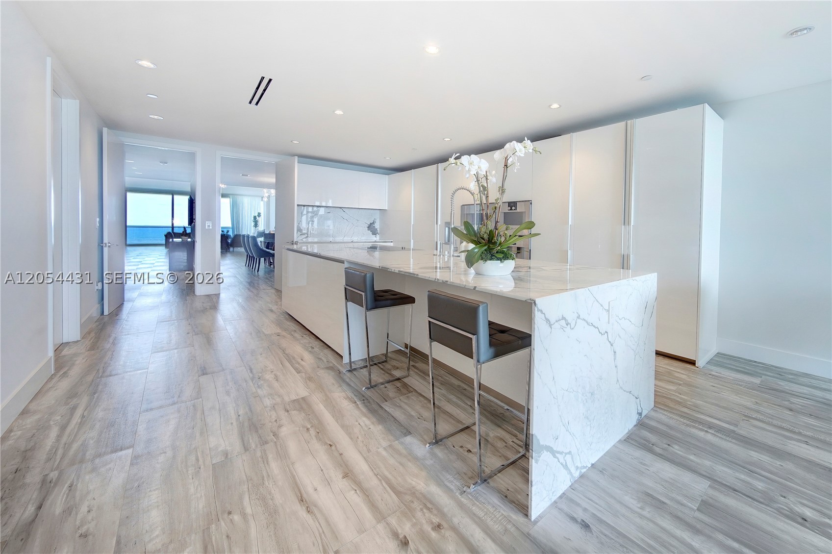 OCEANA BAL HARBOUR CONDO - Residential Lease