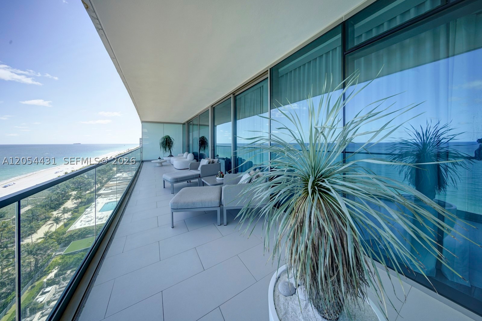 OCEANA BAL HARBOUR CONDO - Residential Lease