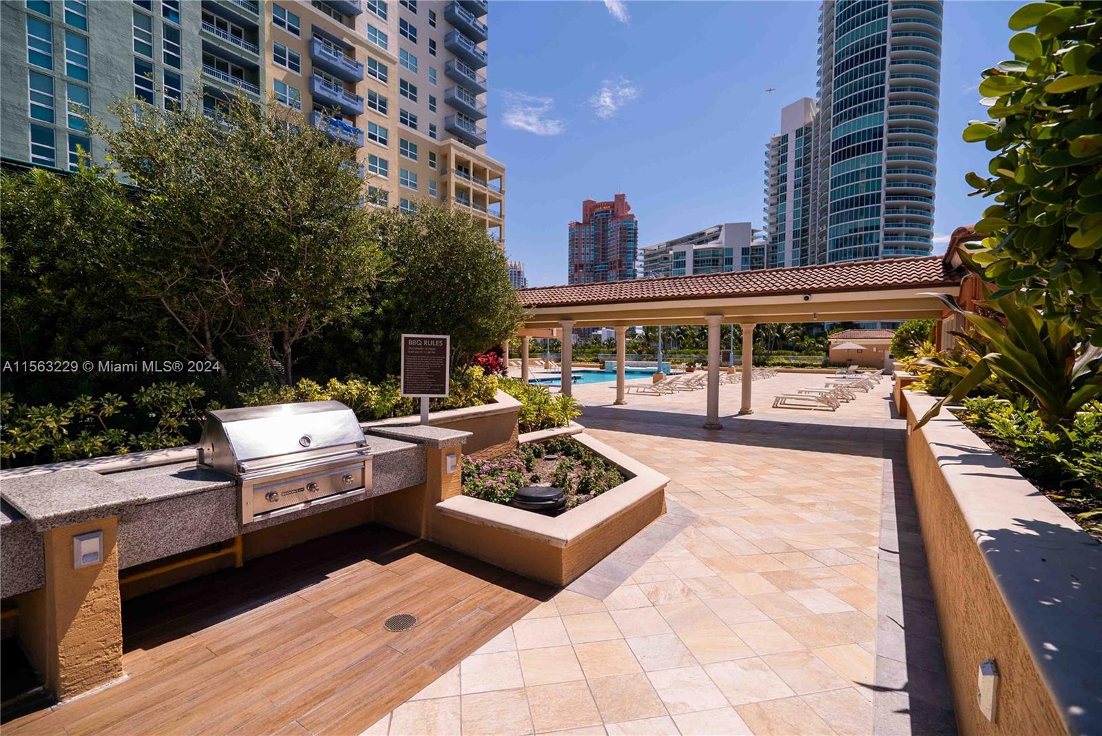 YACHT CLUB AT PORTOFINO C - Residential