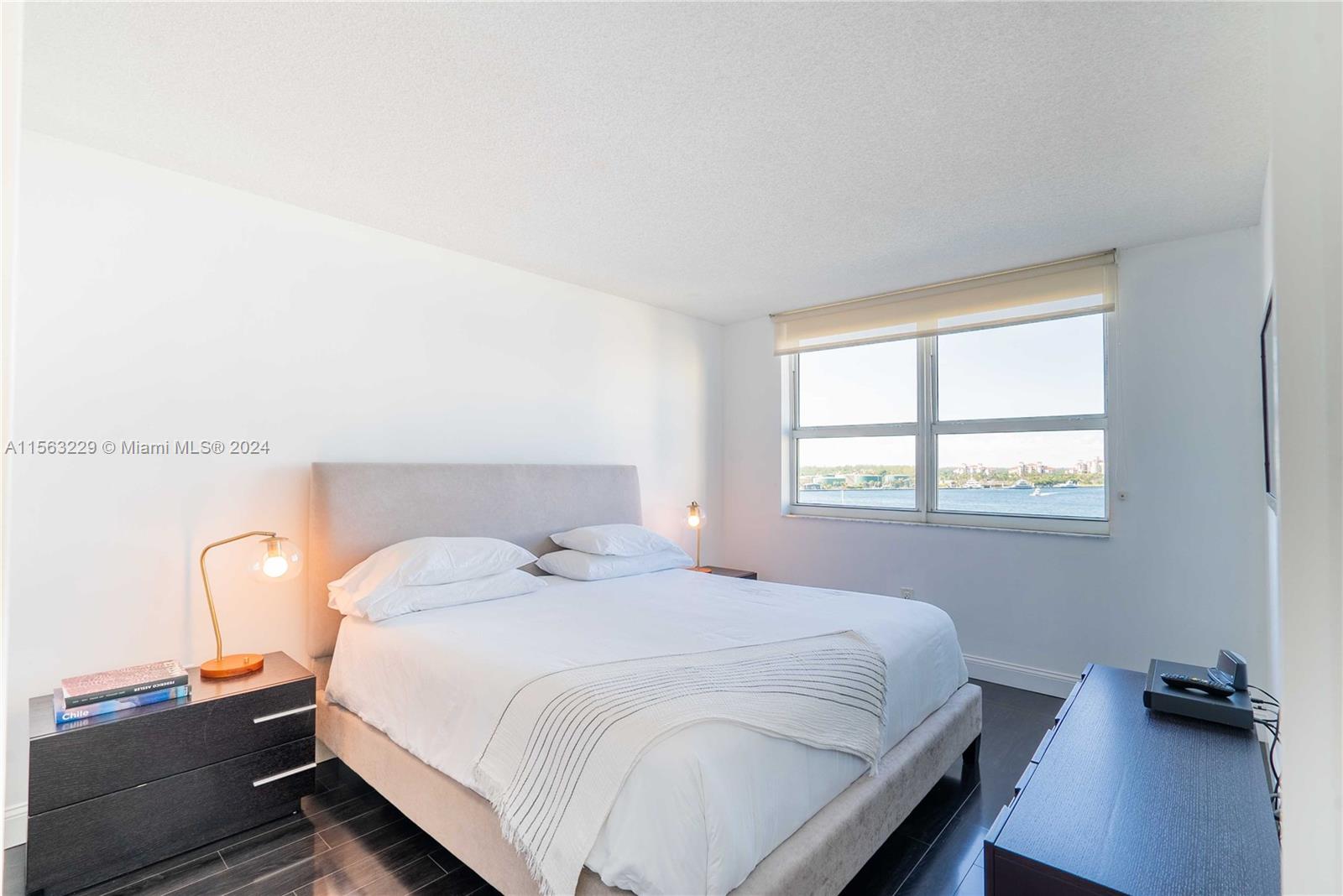 YACHT CLUB AT PORTOFINO C - Residential