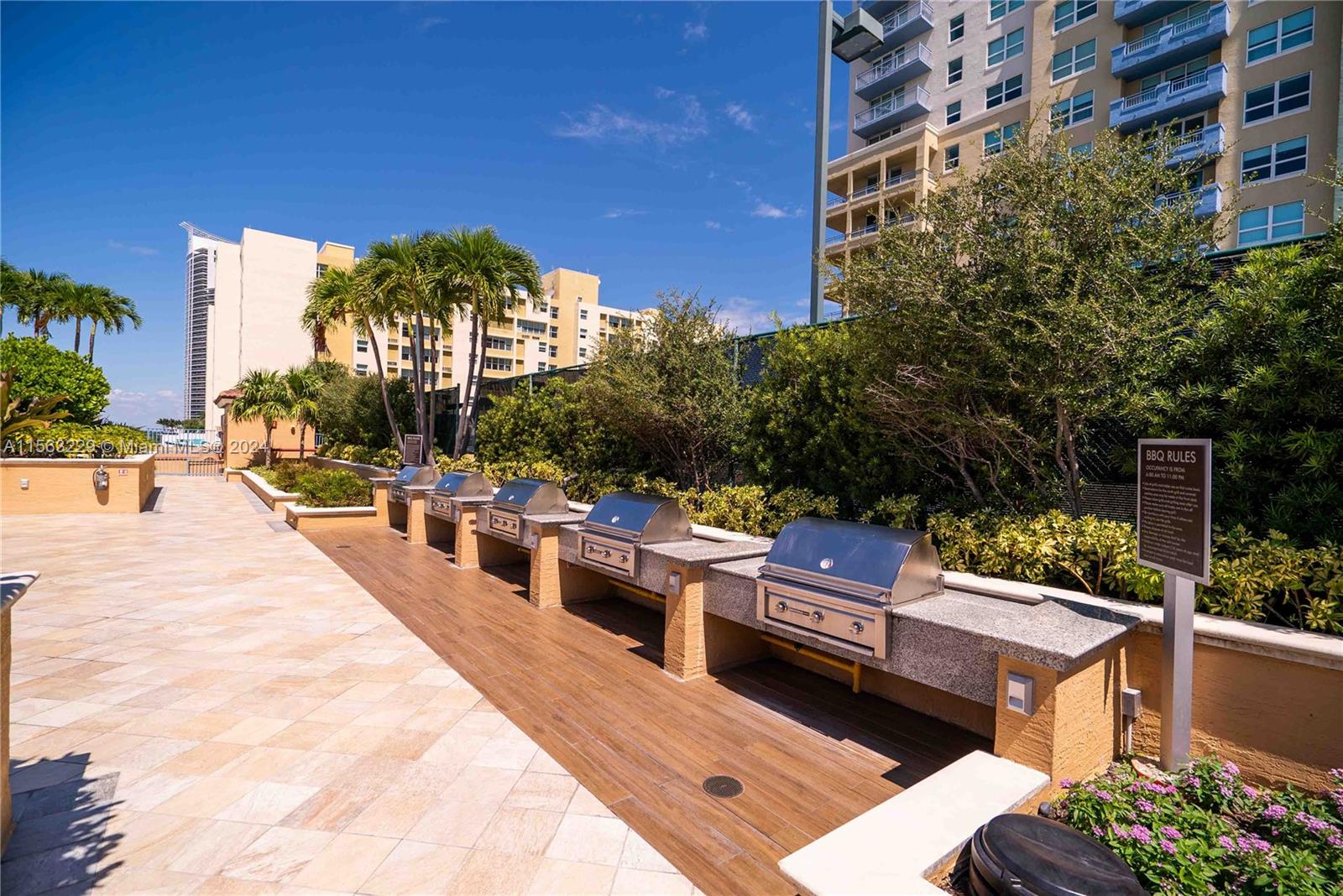 YACHT CLUB AT PORTOFINO C - Residential