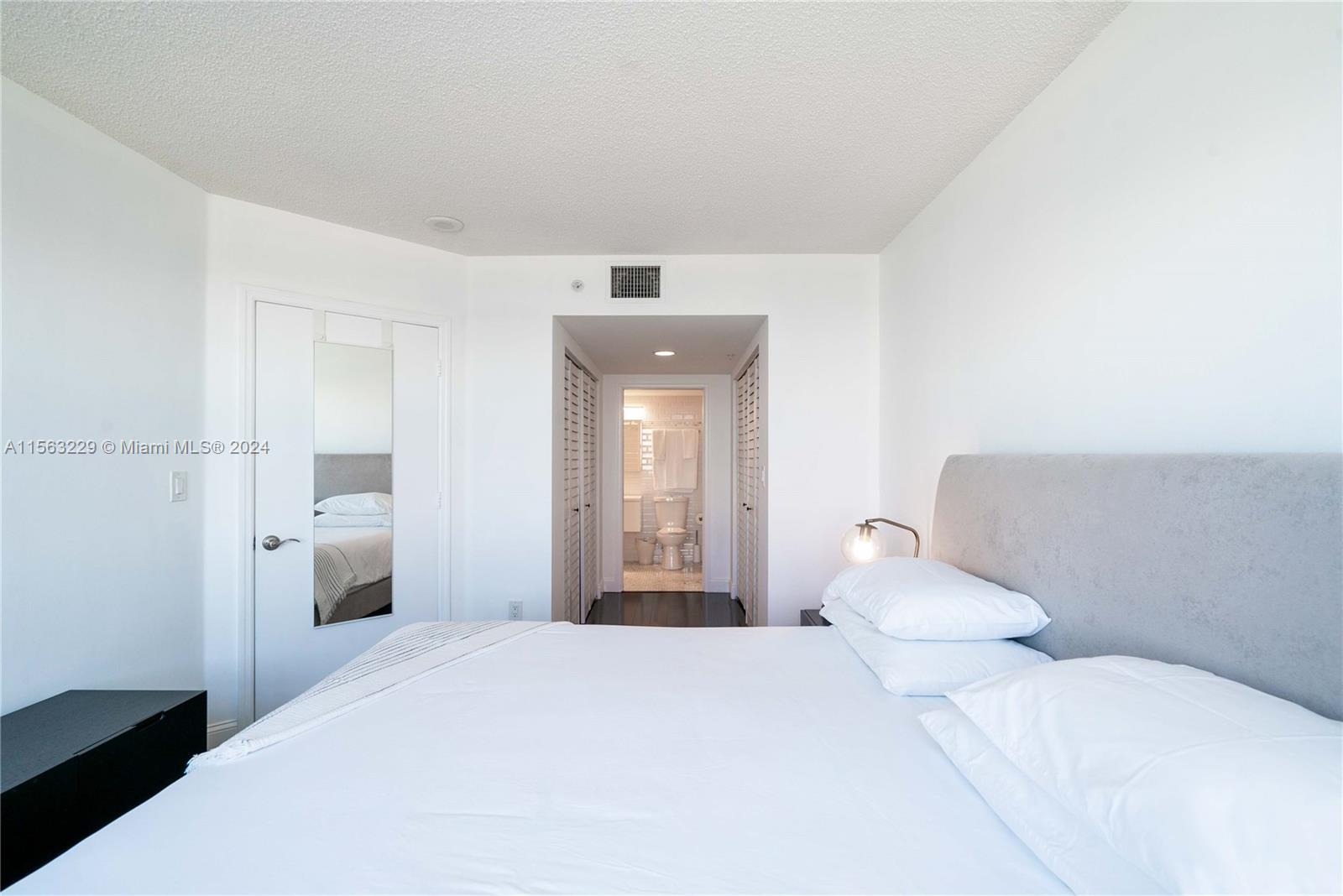 YACHT CLUB AT PORTOFINO C - Residential