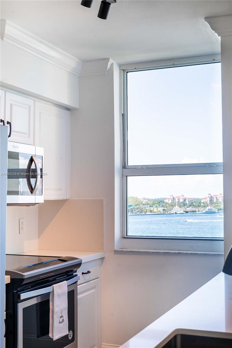 YACHT CLUB AT PORTOFINO C - Residential