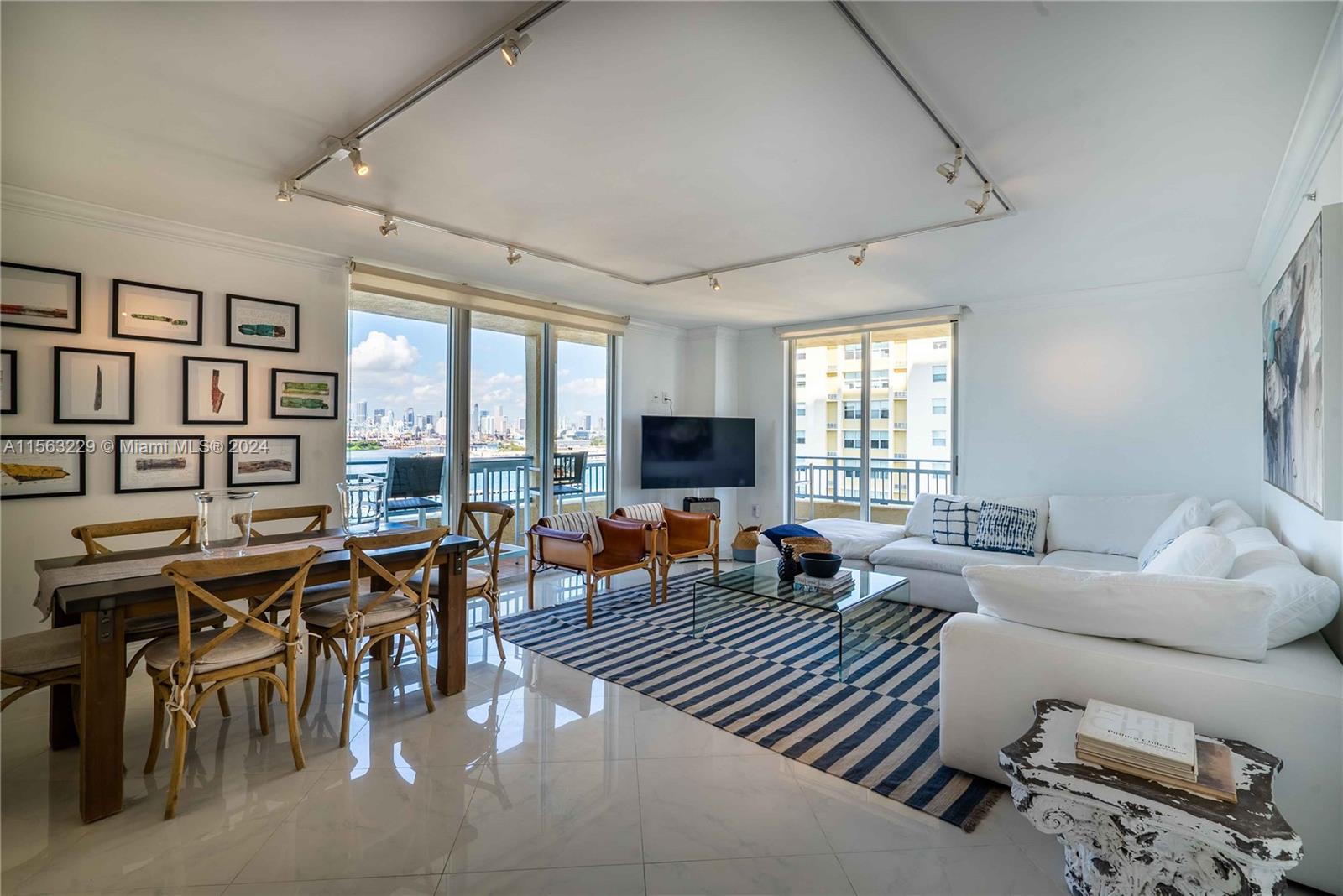YACHT CLUB AT PORTOFINO C - Residential
