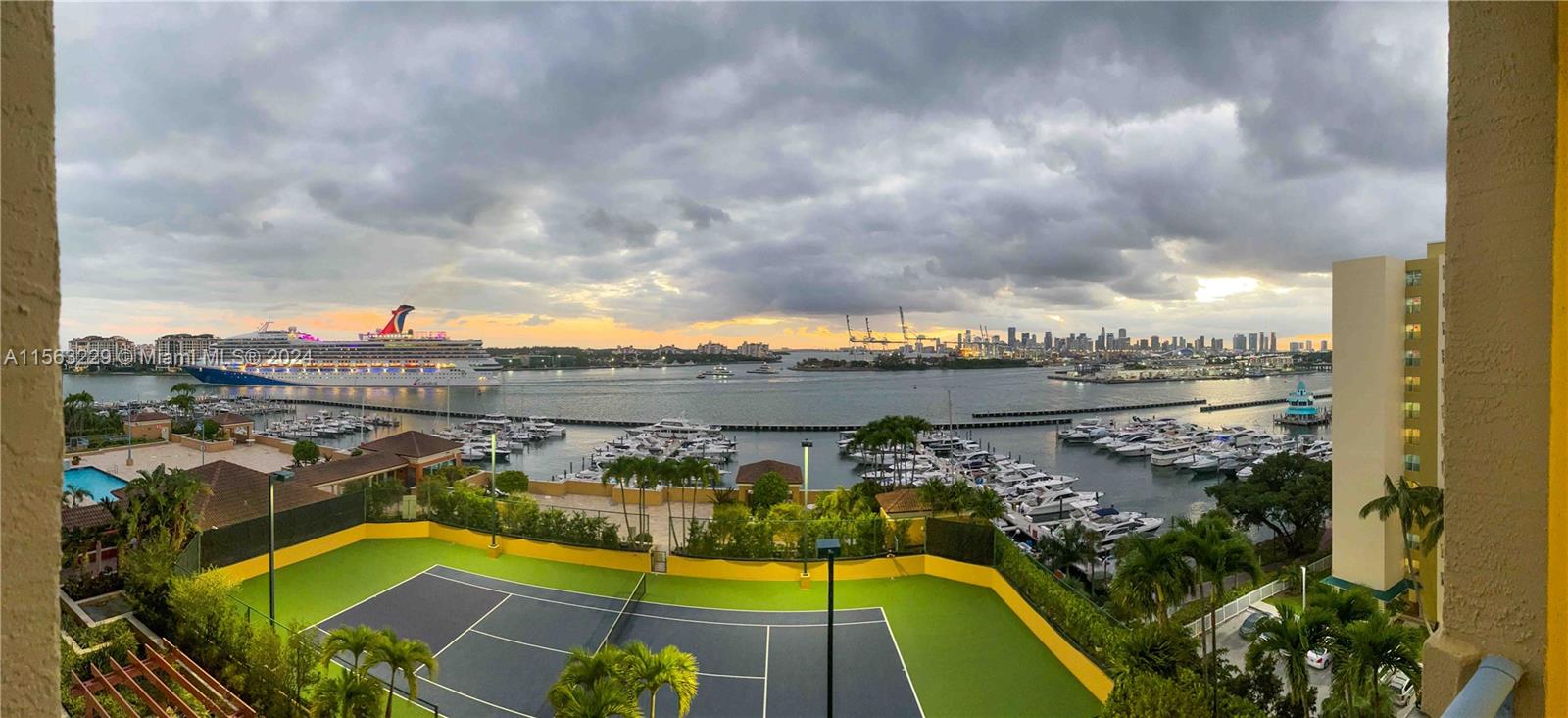 YACHT CLUB AT PORTOFINO C - Residential
