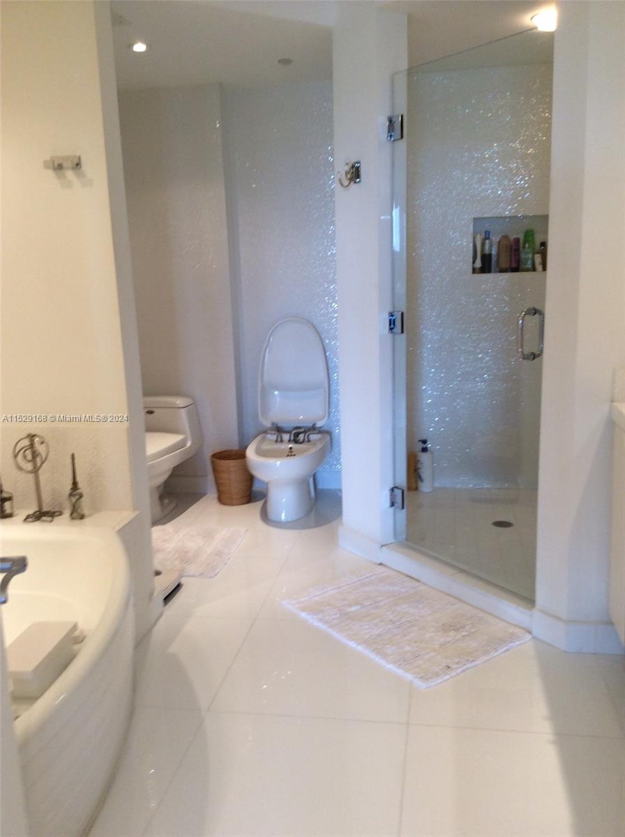 MARINABLUE CONDO - Residential Lease