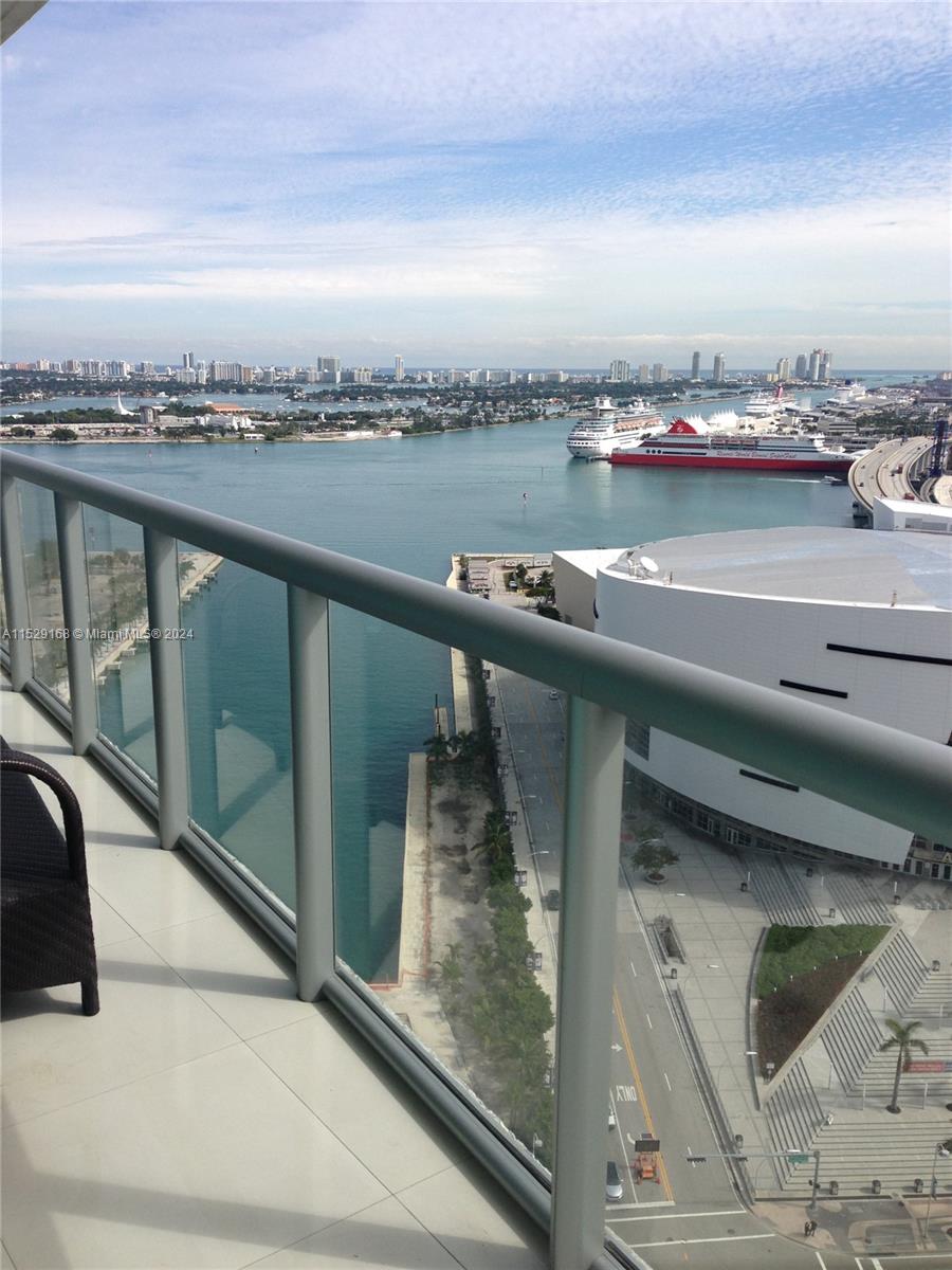 MARINABLUE CONDO - Residential Lease