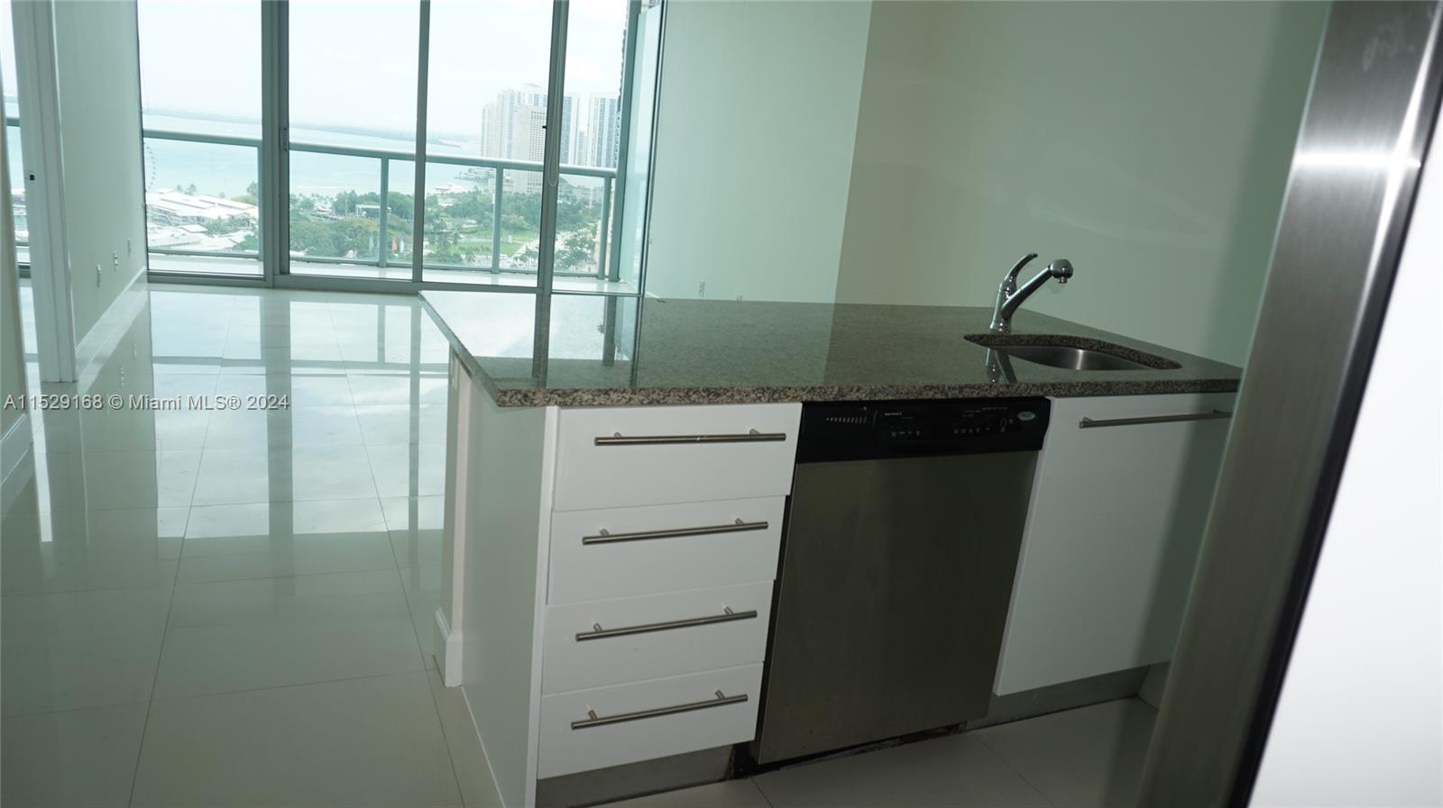 MARINABLUE CONDO - Residential Lease