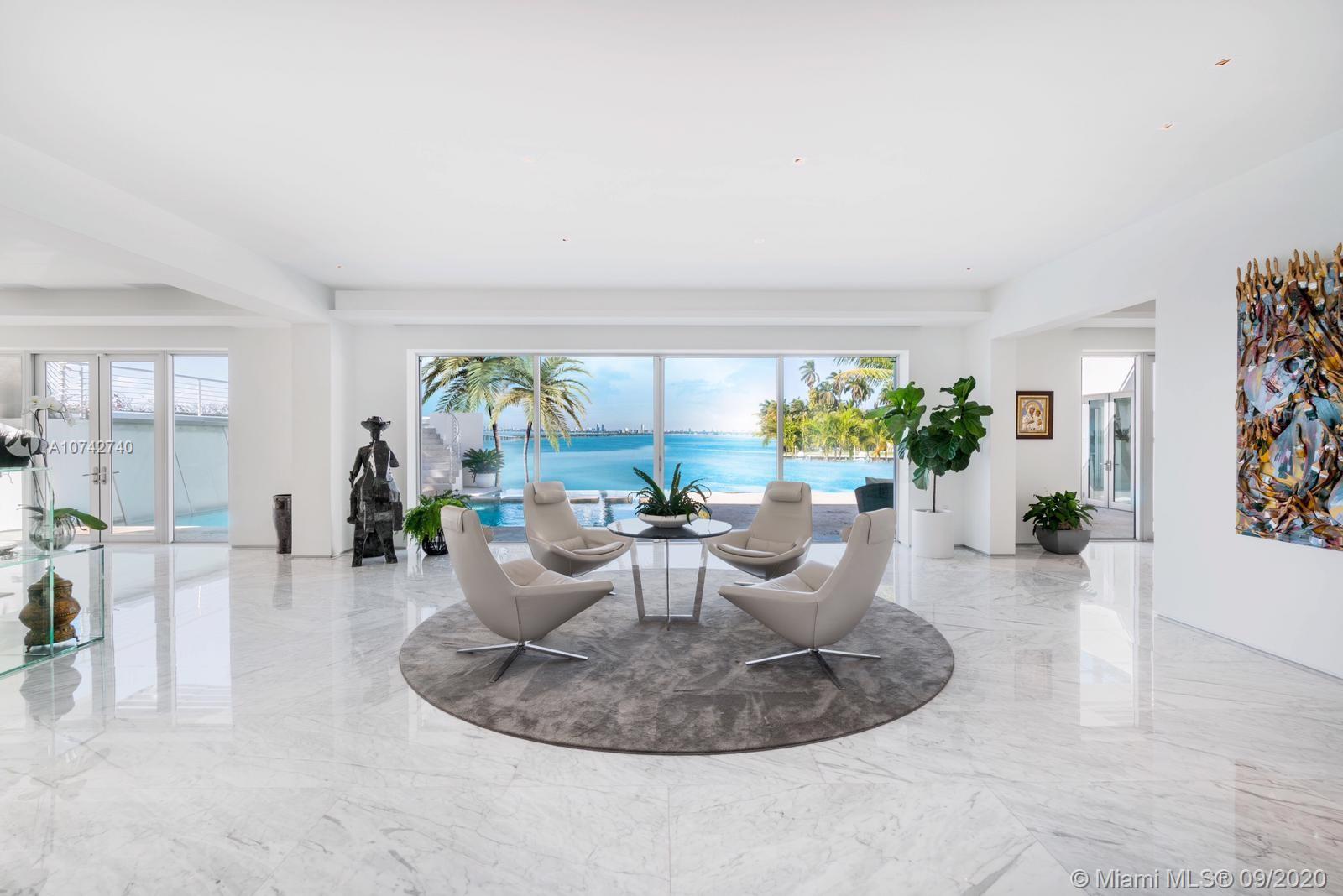 SUNSET ISLANDS-ISLAND NO - Residential