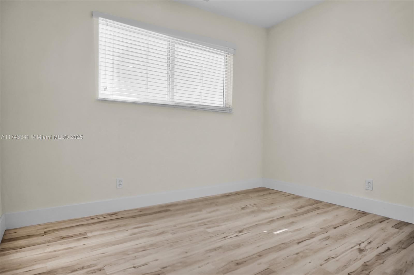 TANGLEWOOD GDNS - Residential Lease