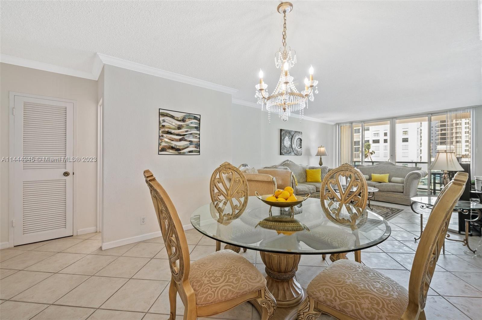 WAVE CONDO - Residential Lease