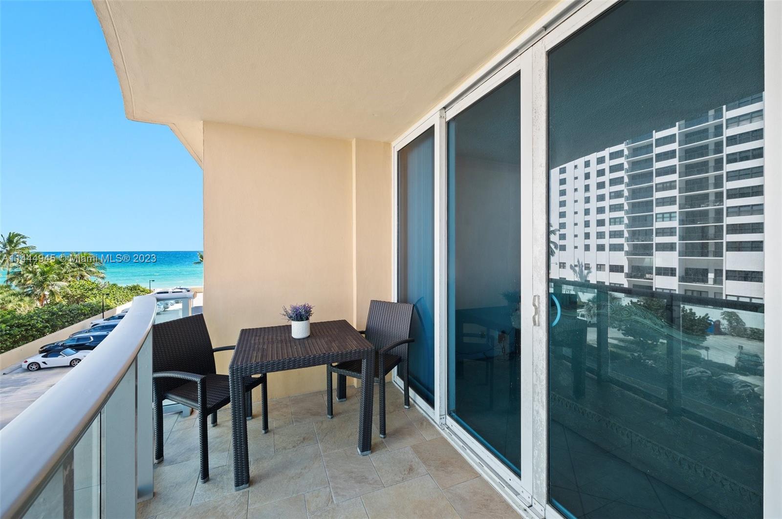 WAVE CONDO - Residential Lease