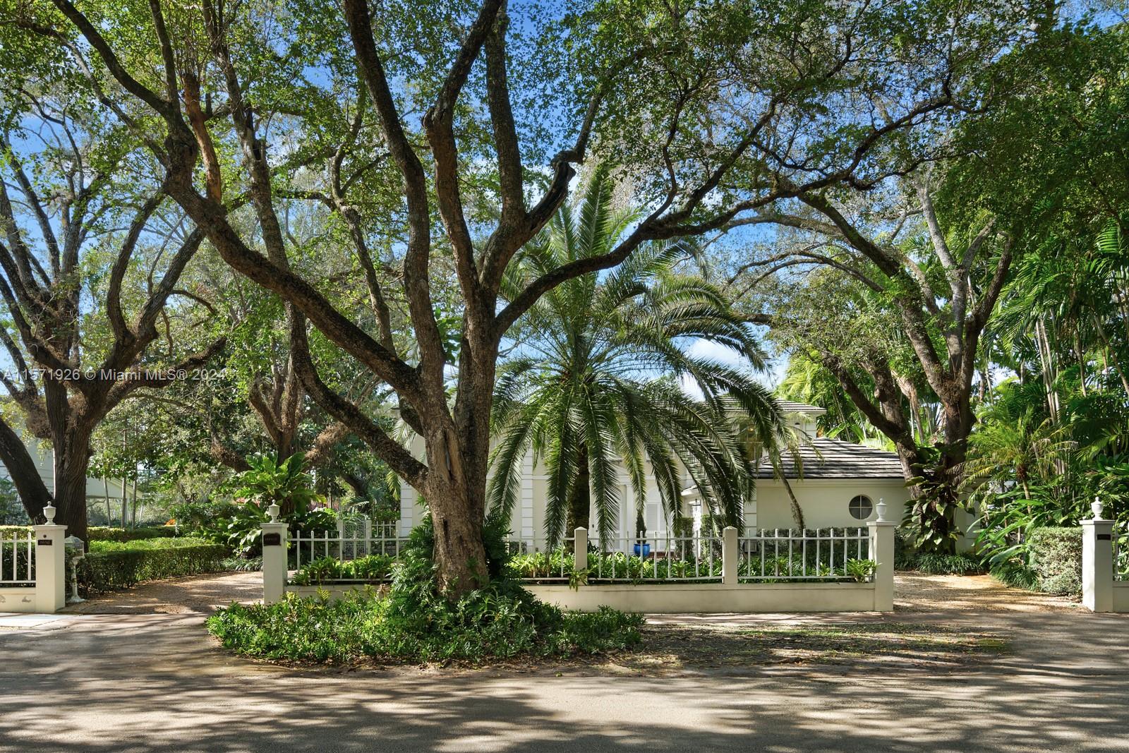 C GAB COUNTRY CLUB SEC 5 - Residential