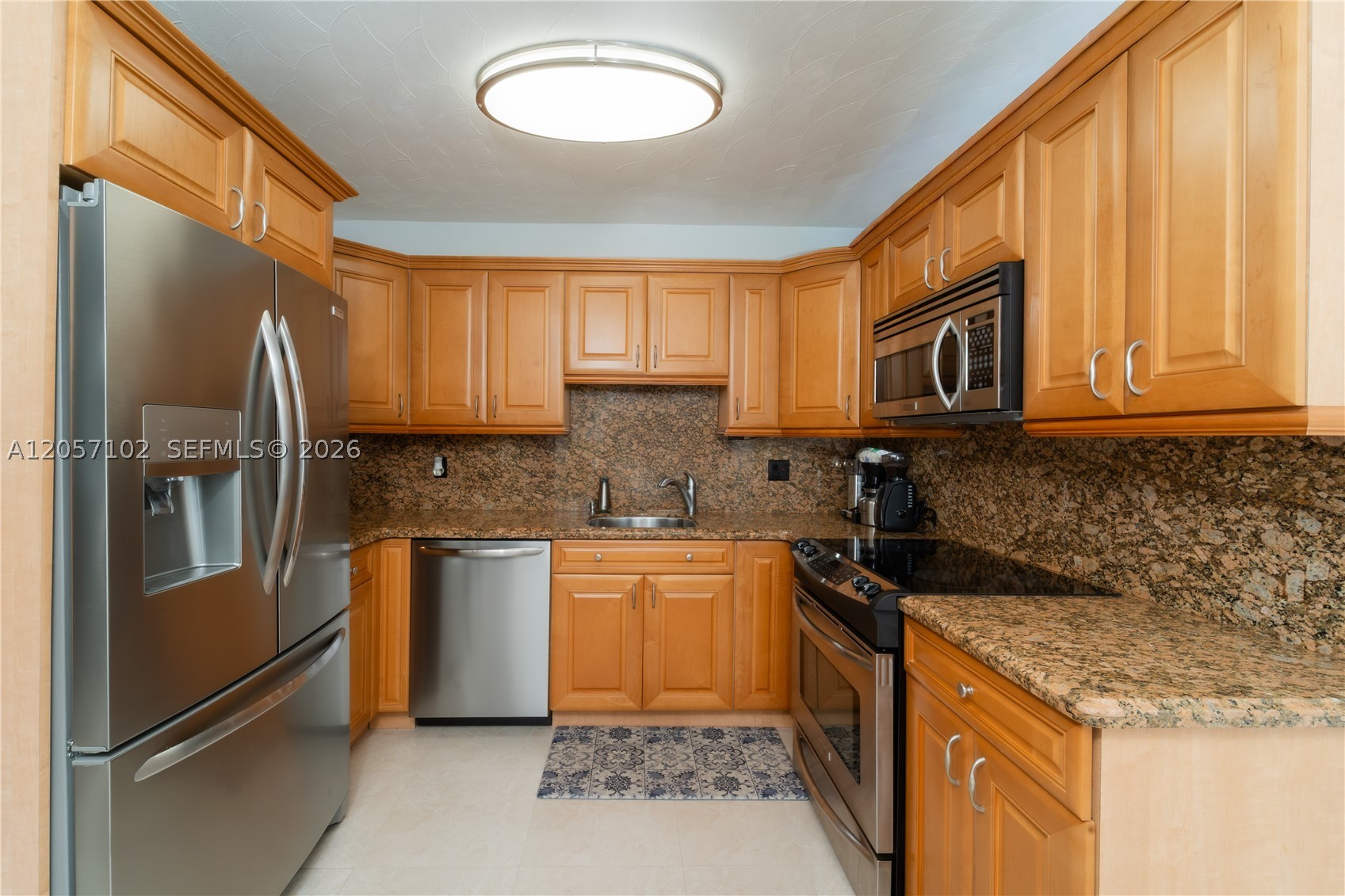 LOOK HOMESITES - Residential