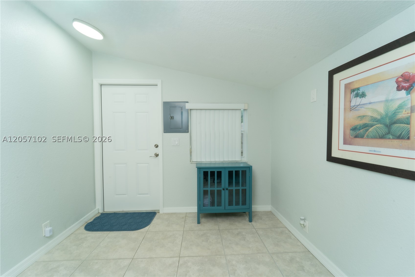 LOOK HOMESITES - Residential
