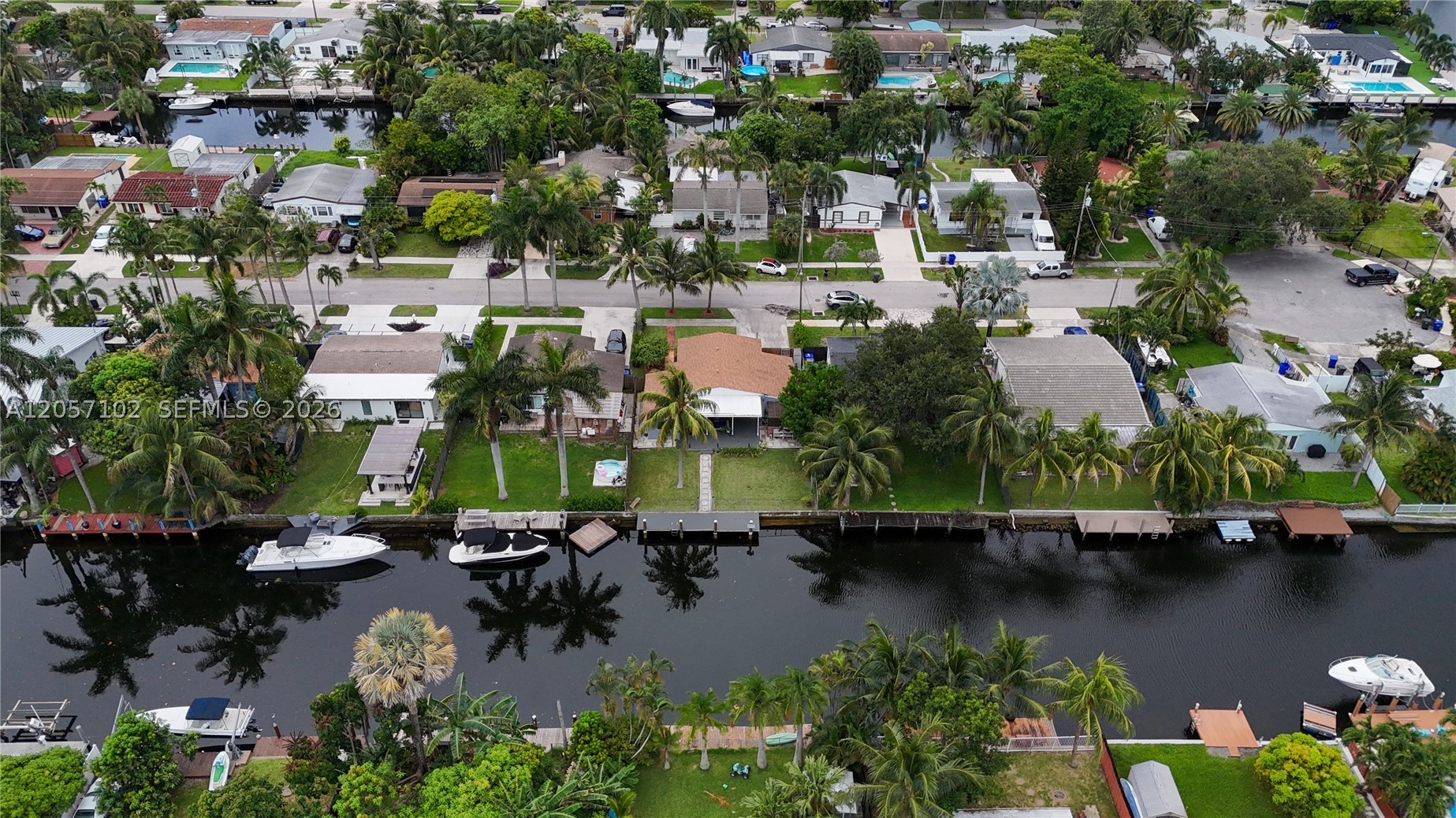LOOK HOMESITES - Residential