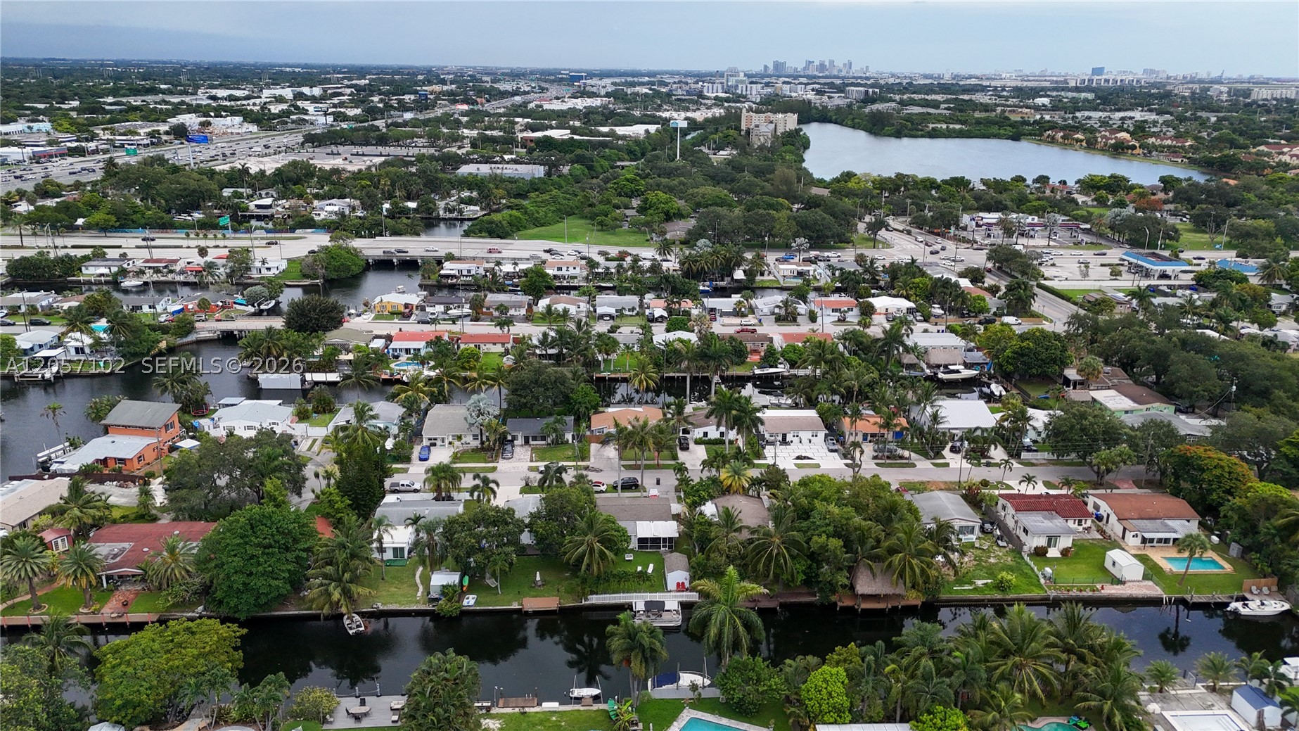 LOOK HOMESITES - Residential