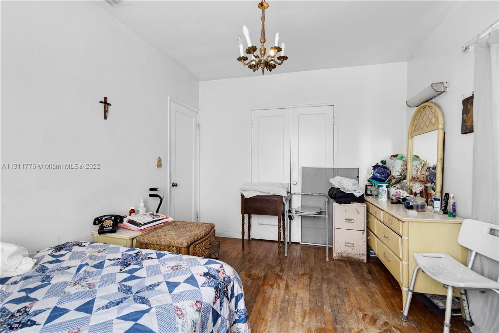 JEFFREY HEIGHTS - Residential