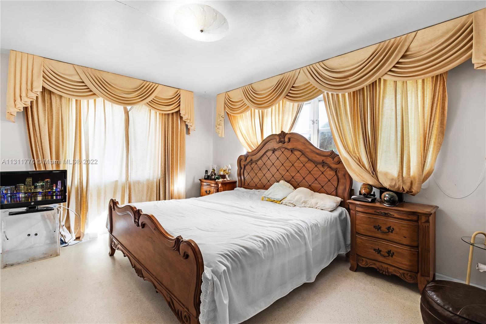 JEFFREY HEIGHTS - Residential
