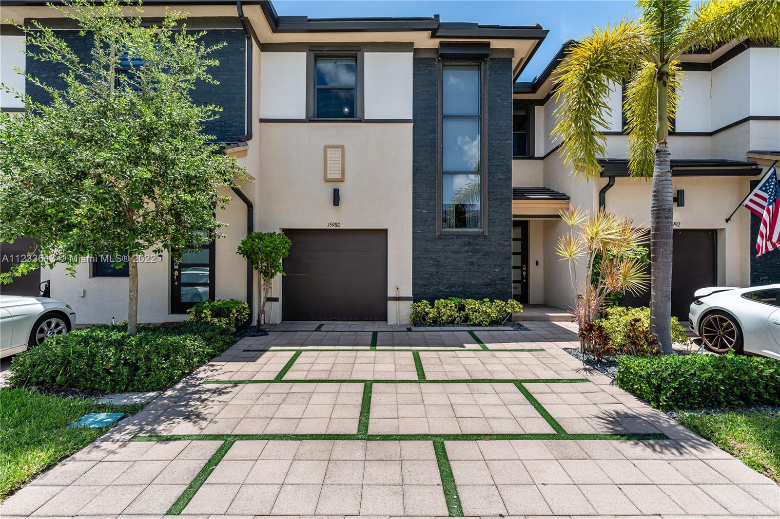 Beautiful & bright 3/2.5 townhome in the desirable community of SATORI. Walk into this open concept & spacious home w/nice sized kitchen & SS appliances, upgraded cabinets & quartz countertops w/large island that overlooks the living room. Large master bedroom, W/D, 1-car garage, 3 assigned parking spaces & plenty of guest parking. Other features: Alarm system, 8’ raised panel interior doors, impact rated glazed front door, brushed nickel stair railing & wood handrail, recessed Hi-Hats throughout & 24x24 white polished tile throughout 1st floor. Community features a clubhouse w/stunning views of the lake & great amenities: swimming pool, gym, kids playground & more! Private gated entrance, low HOA. Excellent location & schools, close to major highways. Don’t miss this​​‌​​​​‌​‌​​​‌‌​​​‌‌‌​​‌​​‌‌​​​​ opportunity!