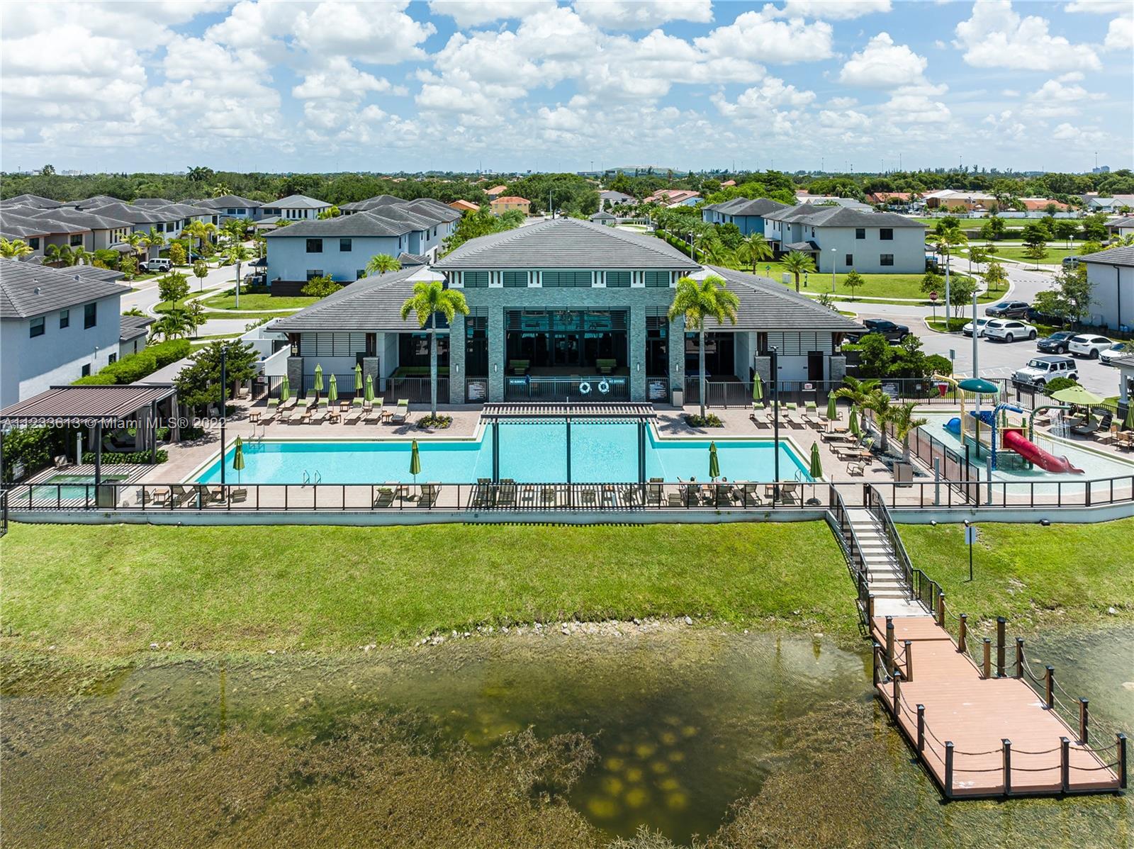 DUNNWOODY LAKE - Residential
