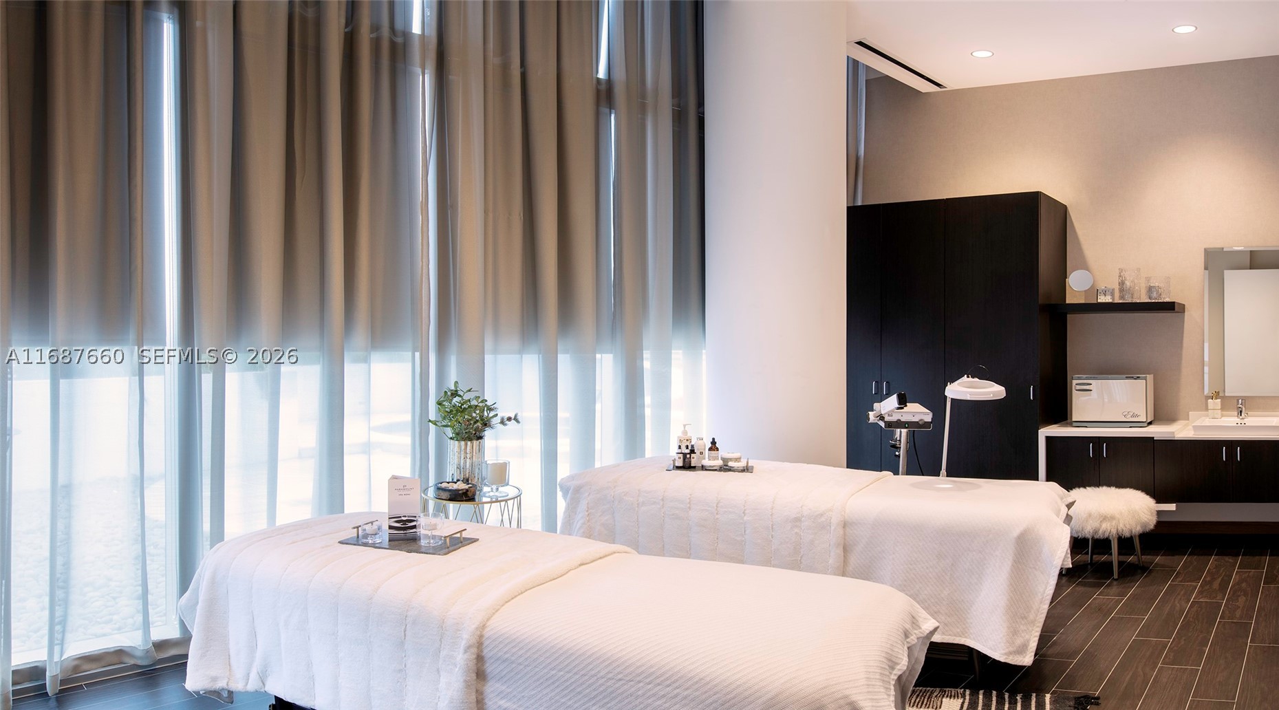 PARAMOUNT MIAMI WORLDCENT - Residential