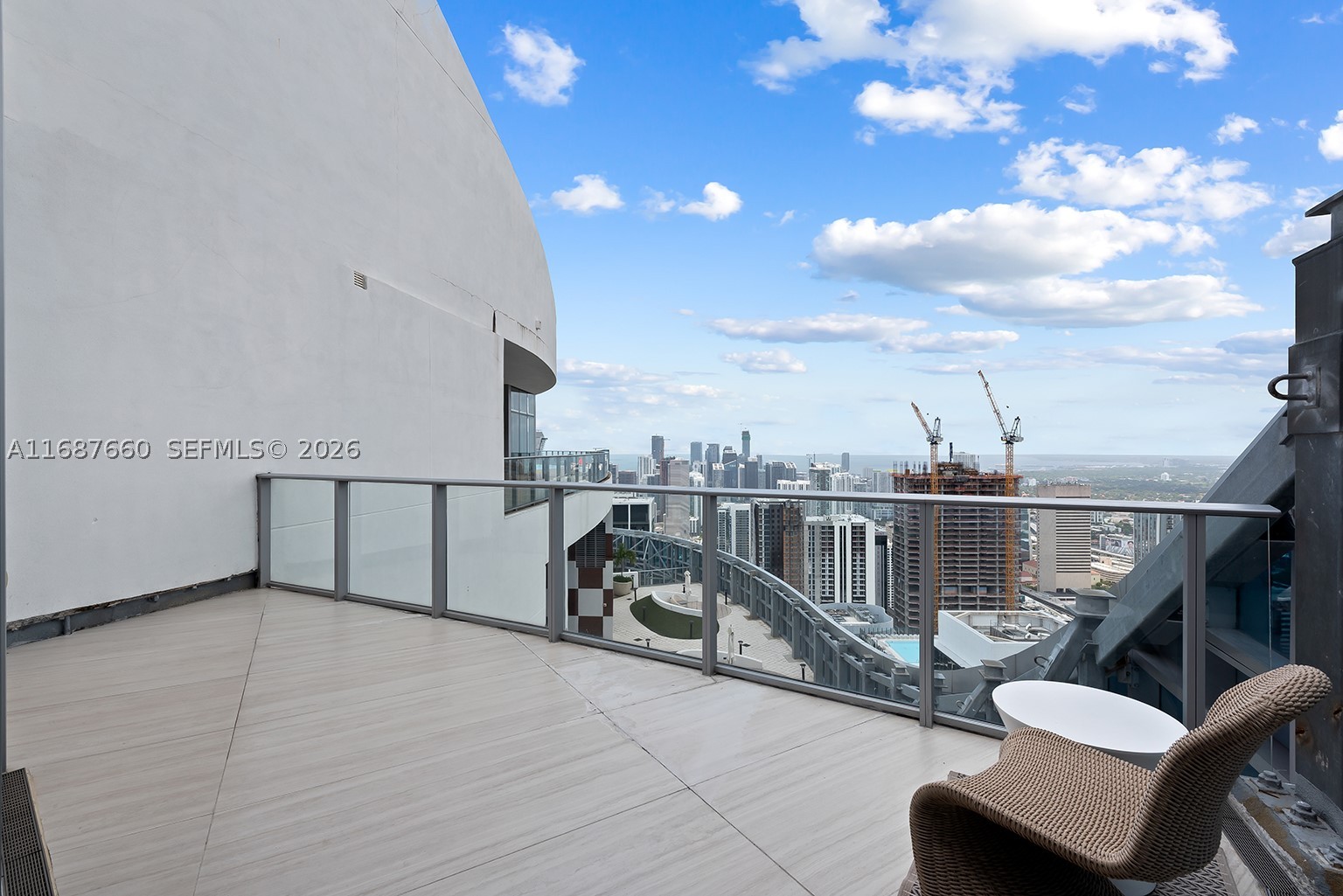 PARAMOUNT MIAMI WORLDCENT - Residential