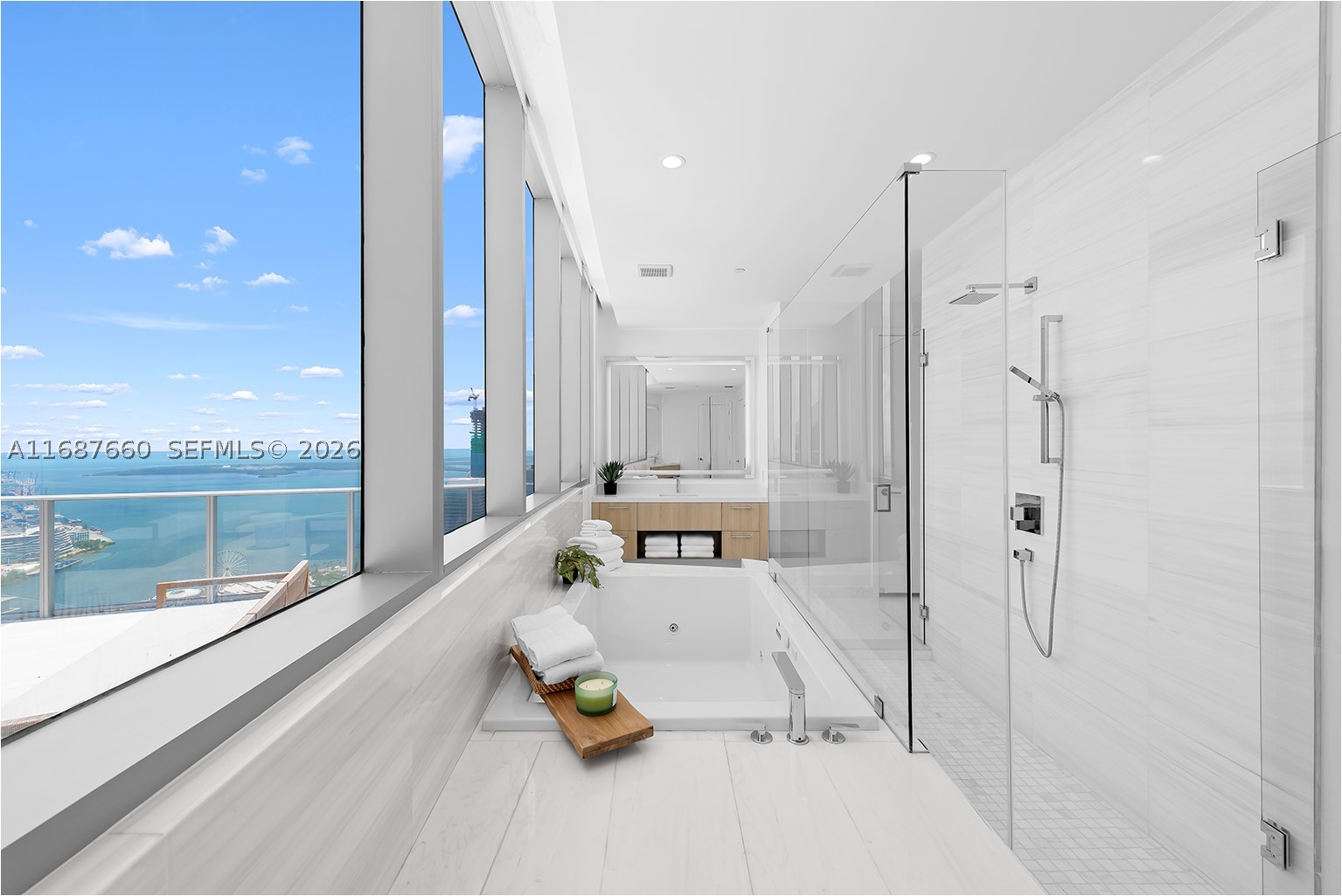 PARAMOUNT MIAMI WORLDCENT - Residential