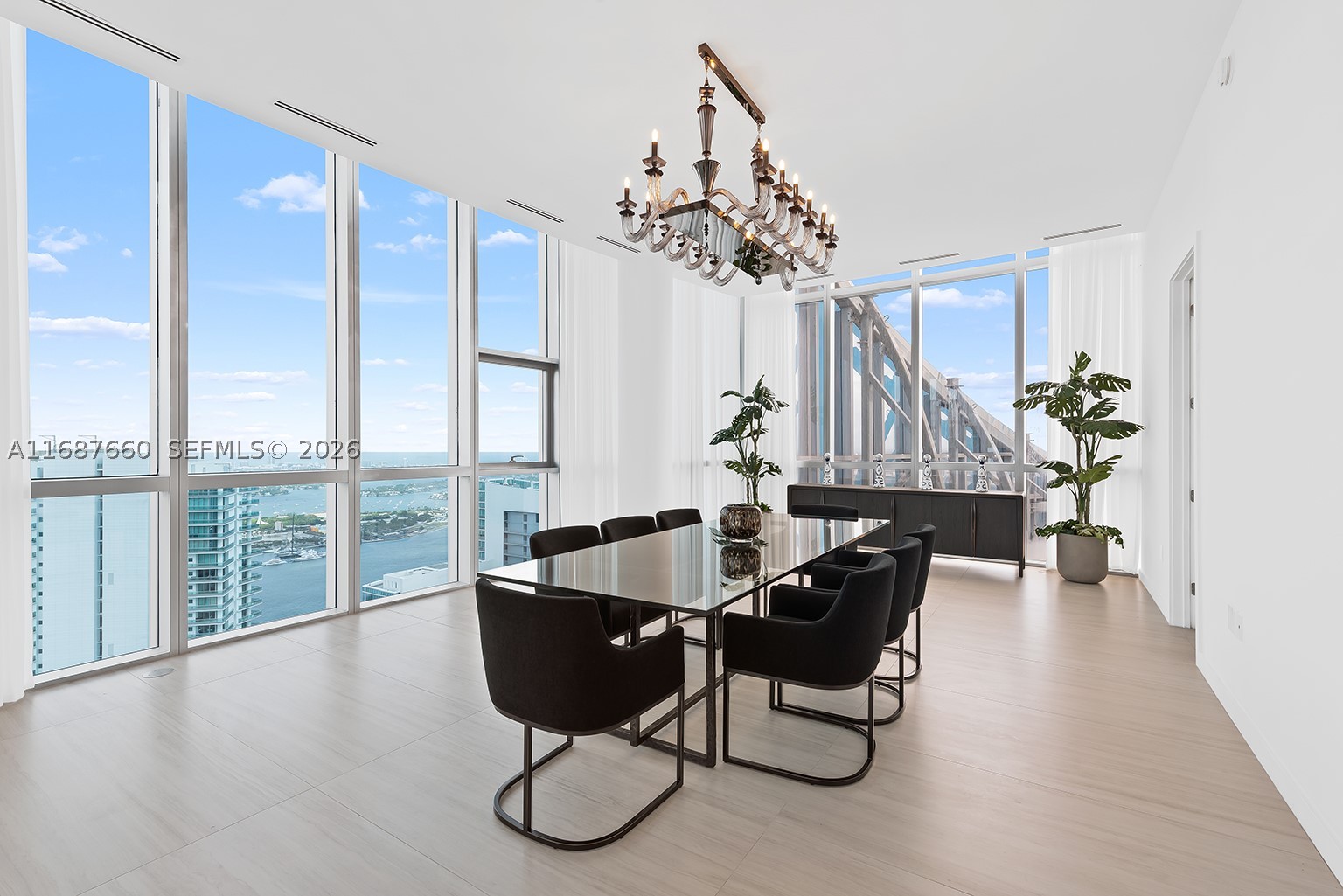 PARAMOUNT MIAMI WORLDCENT - Residential