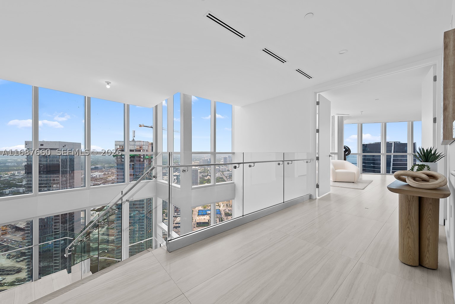 PARAMOUNT MIAMI WORLDCENT - Residential
