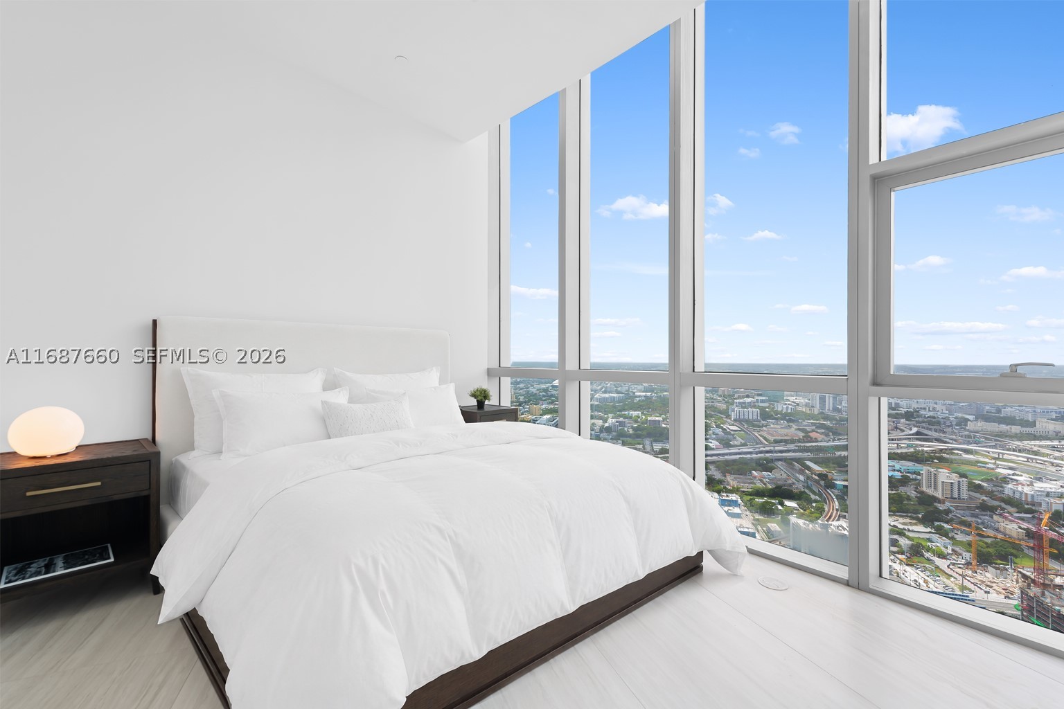 PARAMOUNT MIAMI WORLDCENT - Residential