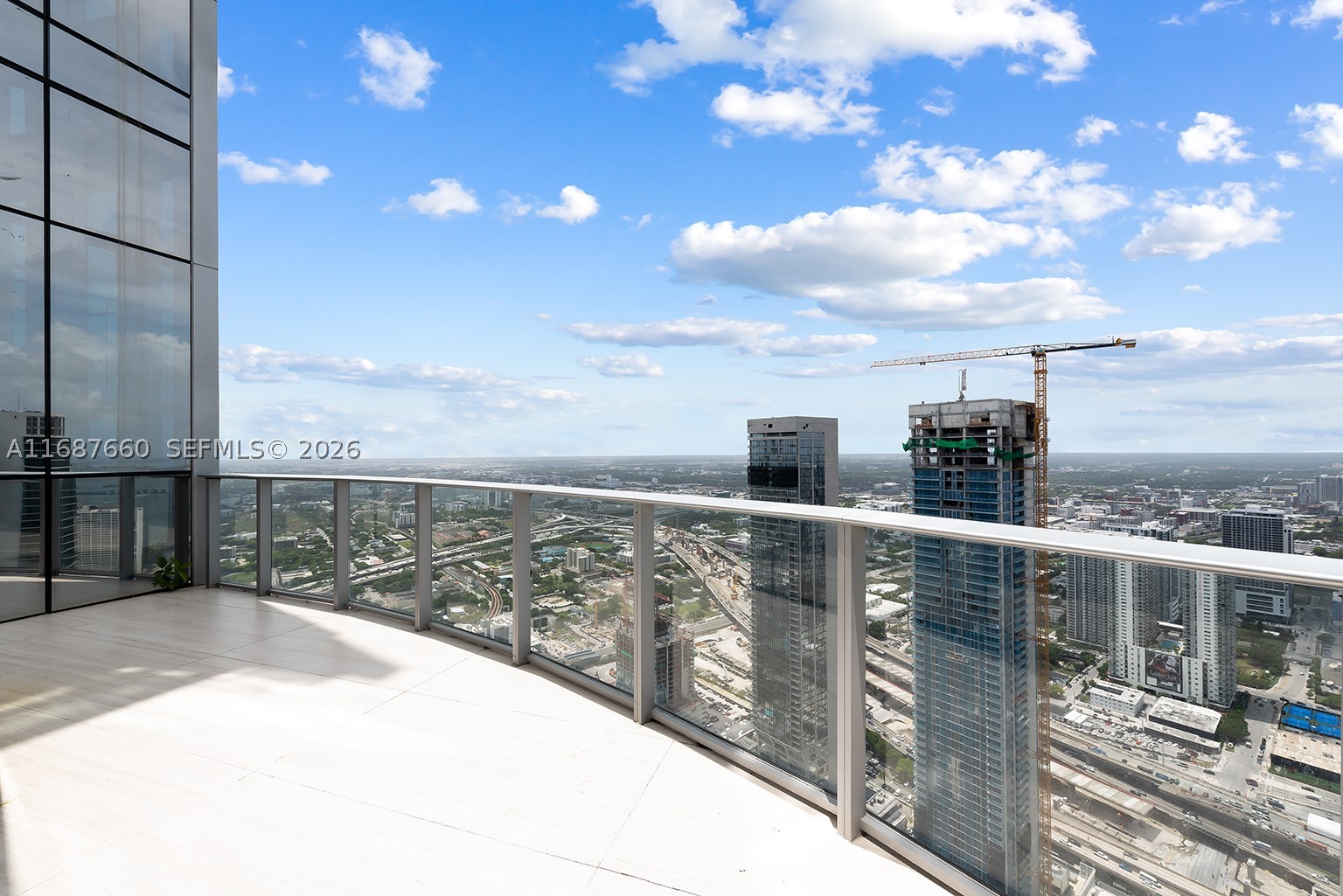 PARAMOUNT MIAMI WORLDCENT - Residential