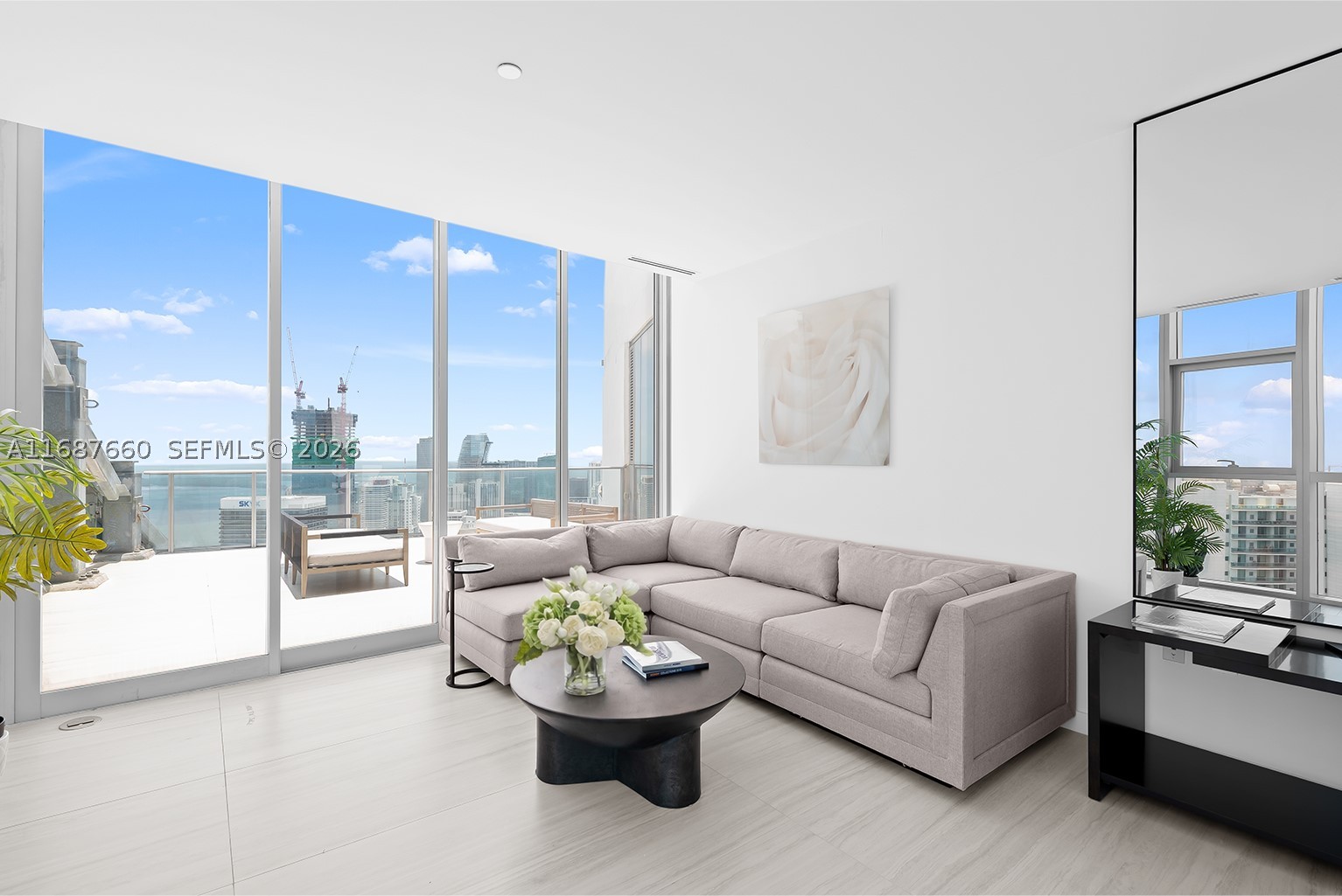 PARAMOUNT MIAMI WORLDCENT - Residential