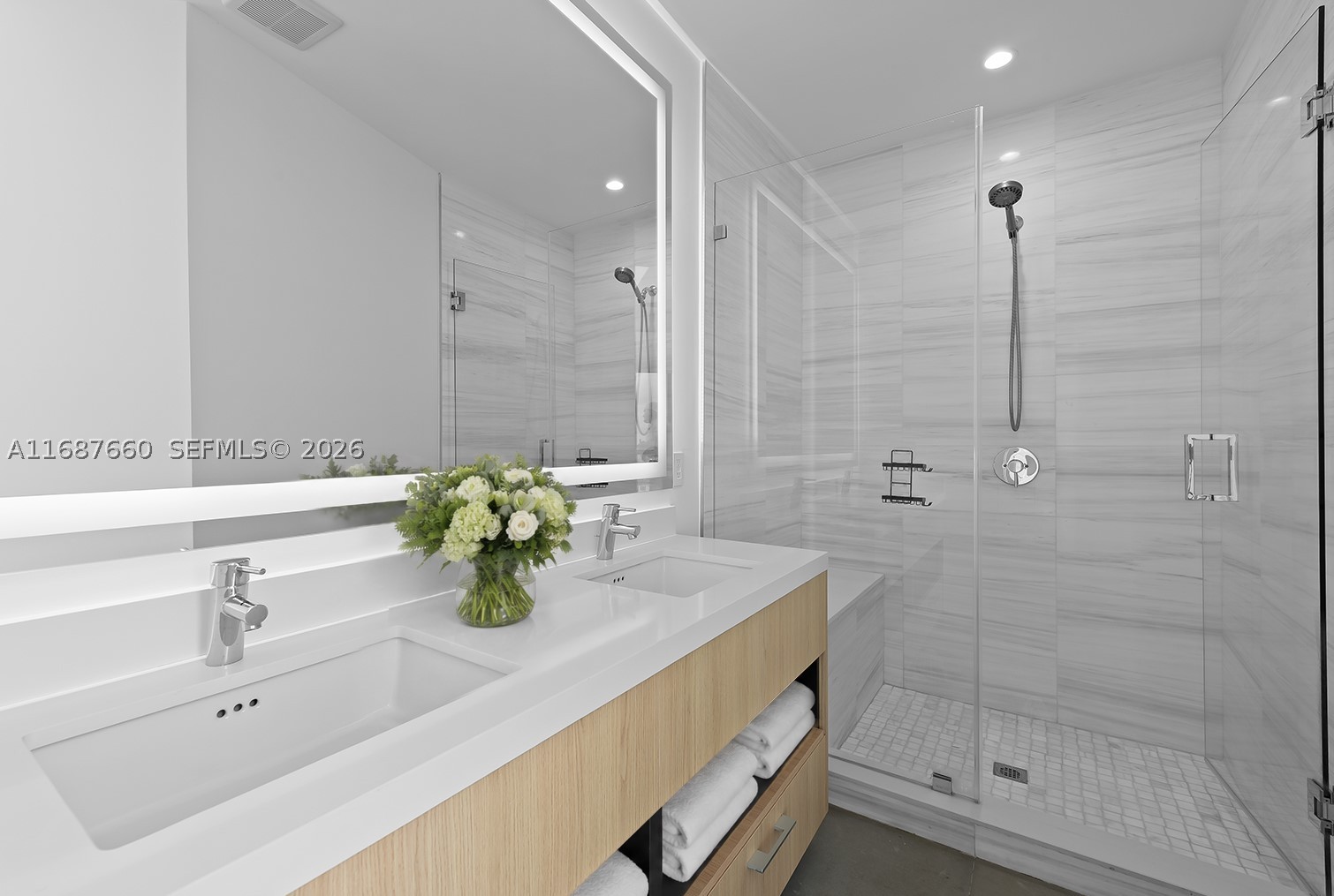 PARAMOUNT MIAMI WORLDCENT - Residential
