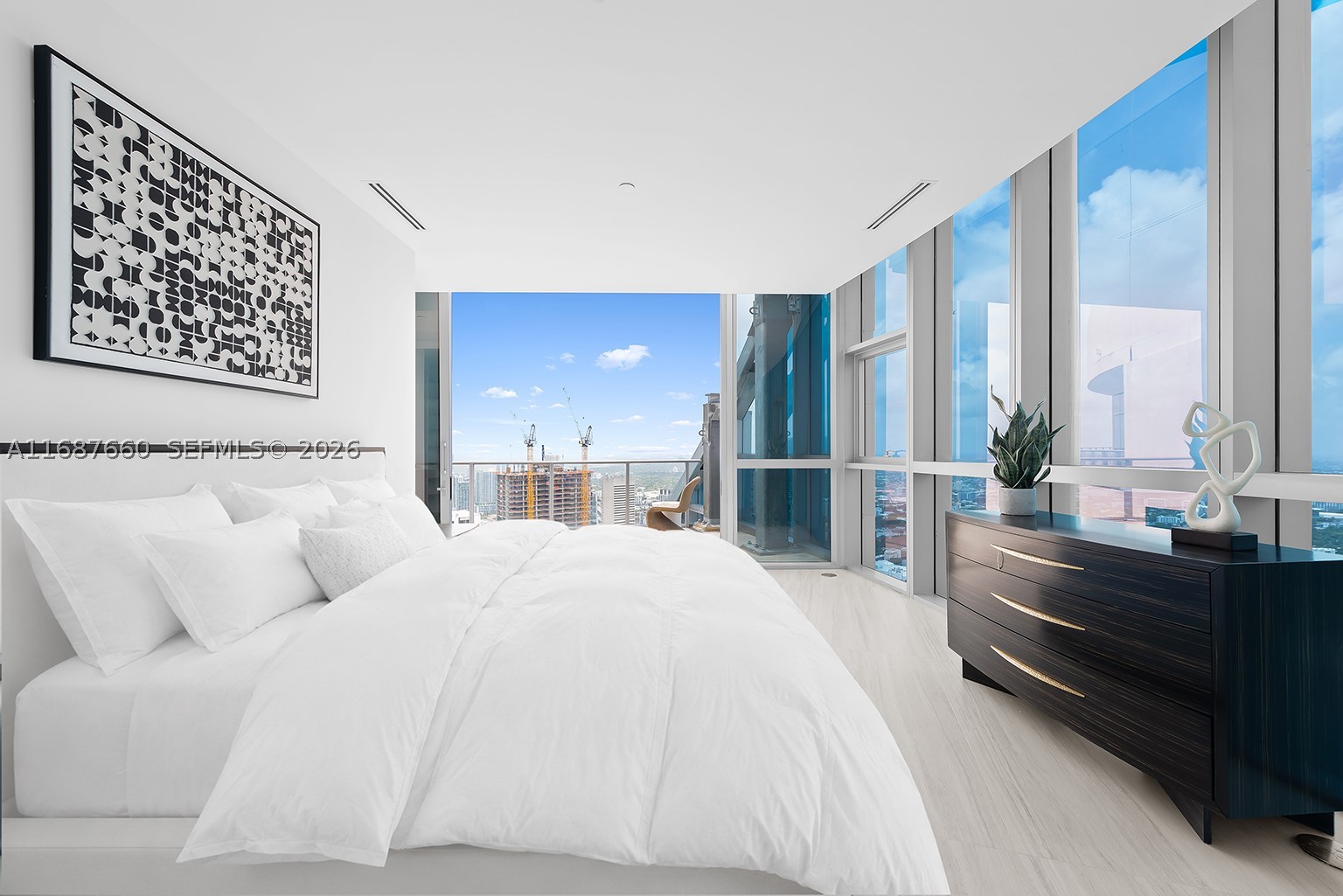 PARAMOUNT MIAMI WORLDCENT - Residential