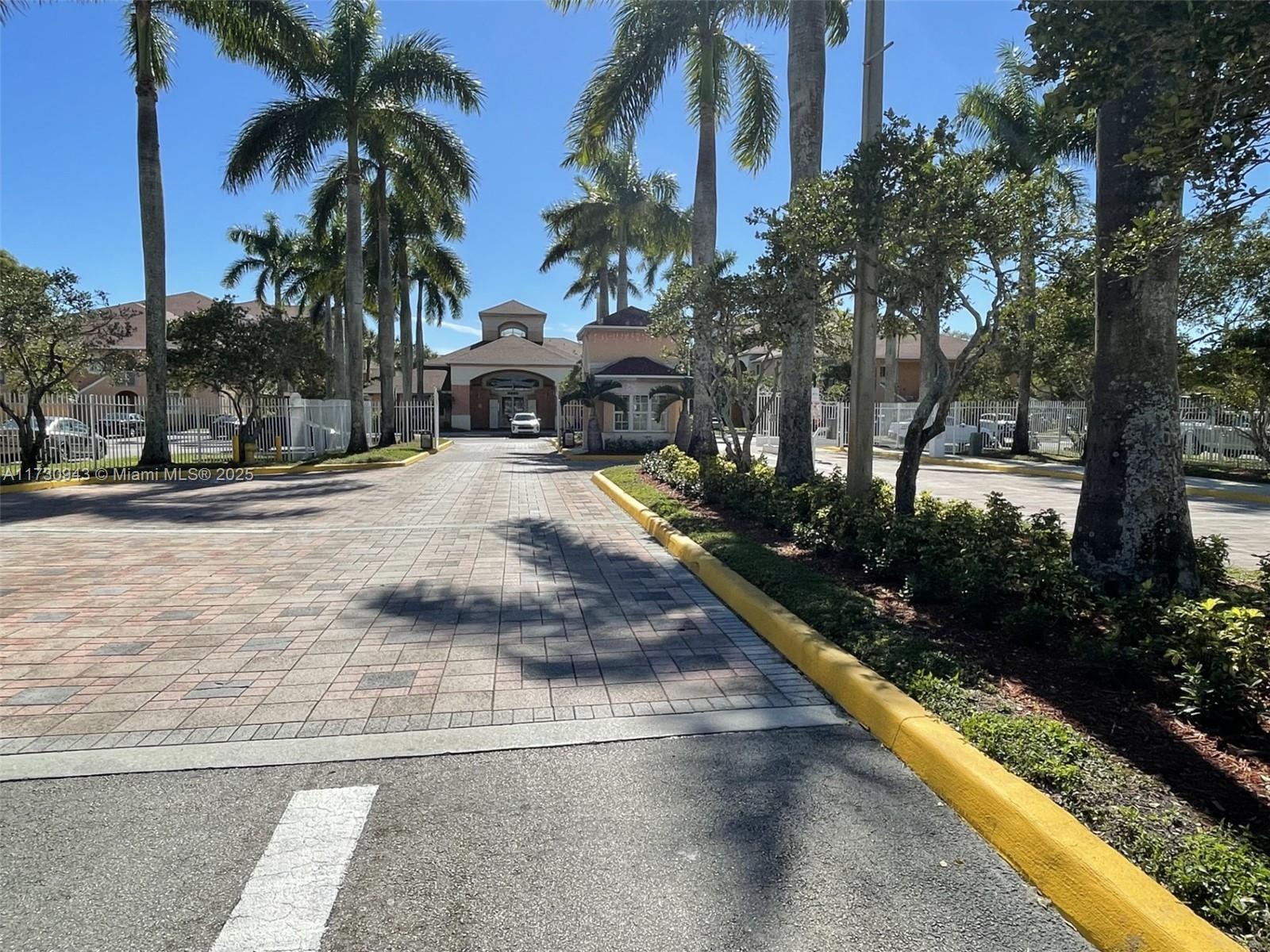 COURTYARDS AT DAVIE CONDO - Residential Lease