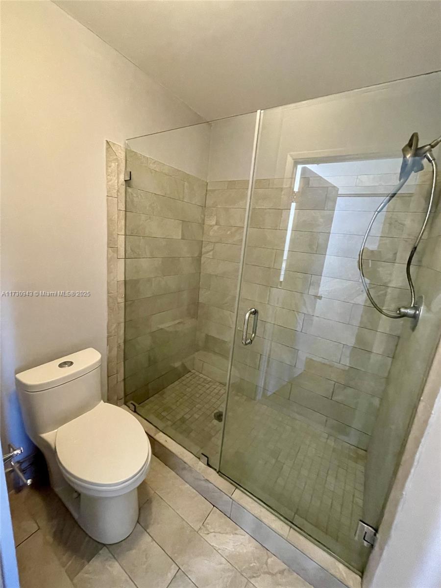 COURTYARDS AT DAVIE CONDO - Residential Lease