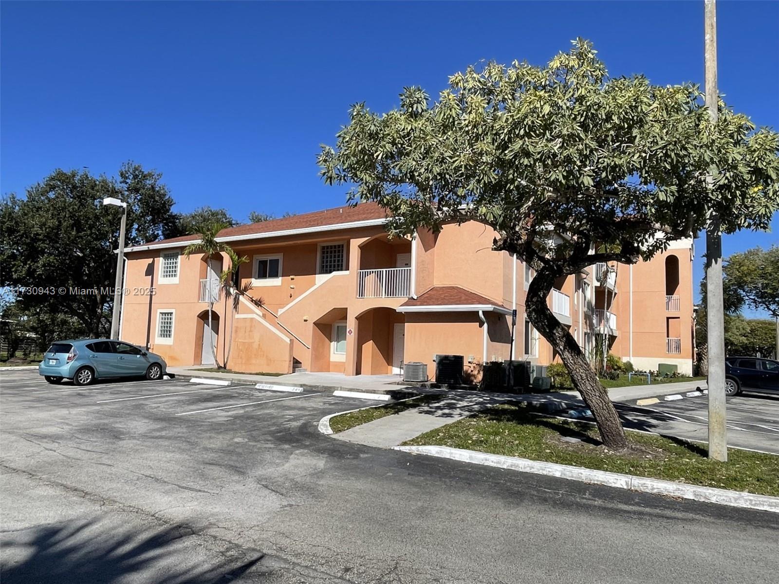 COURTYARDS AT DAVIE CONDO - Residential Lease