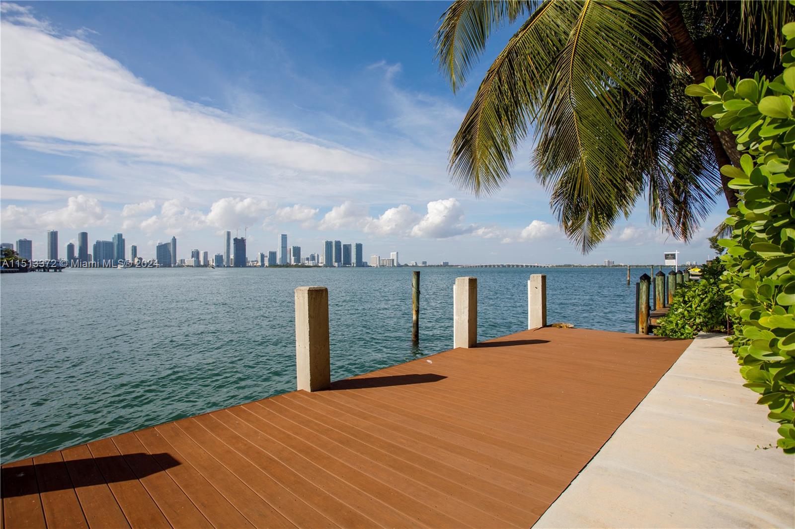 SAN MARINO ISLAND - Residential