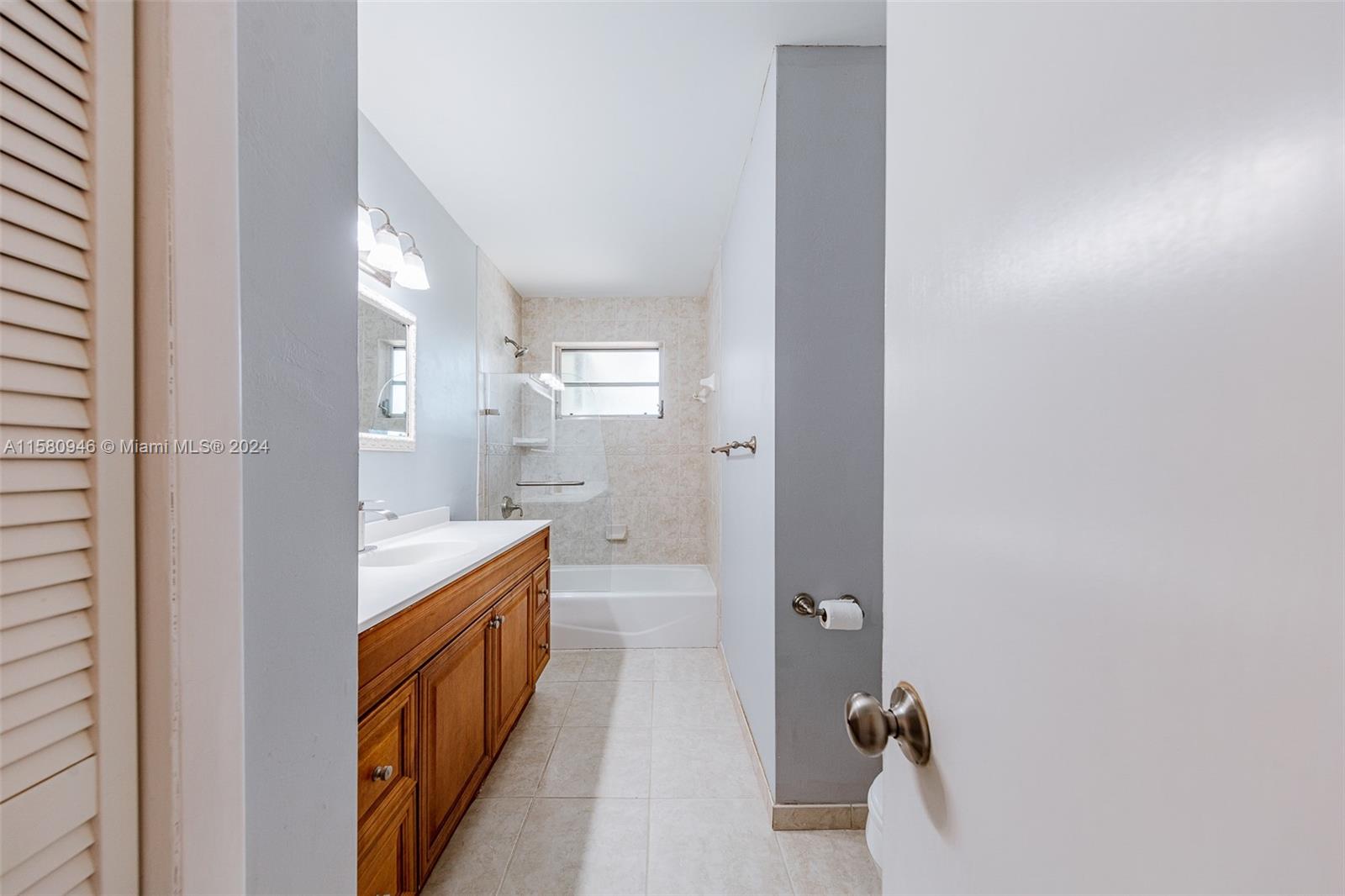 PONCE DE LEON - Residential