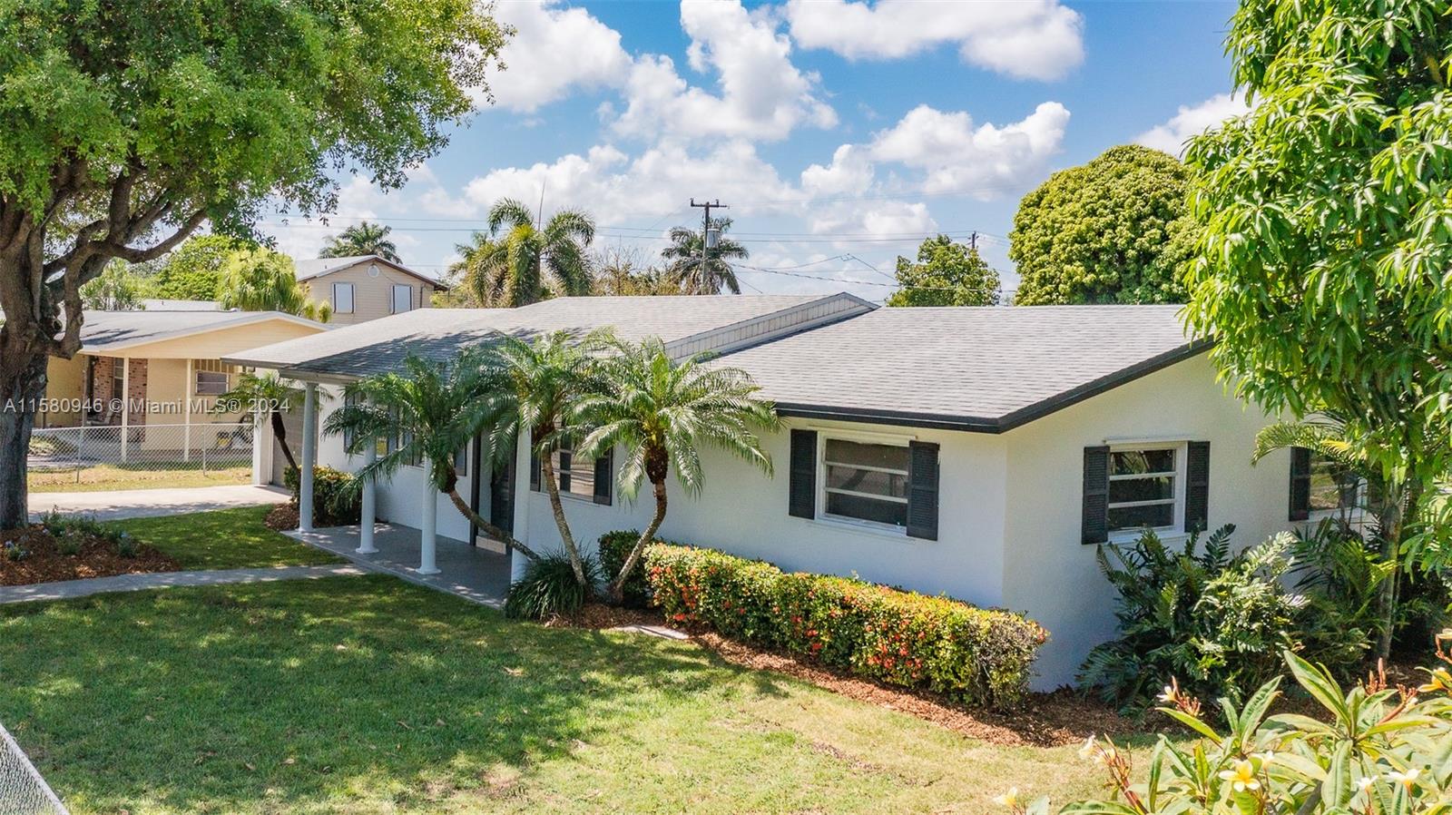 PONCE DE LEON - Residential