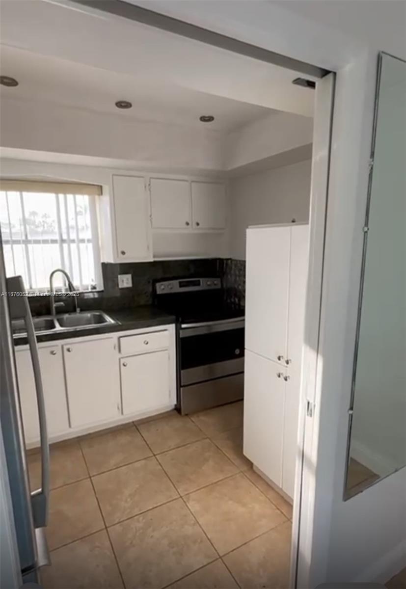 Cresthaven Villas Condo 30 - Residential