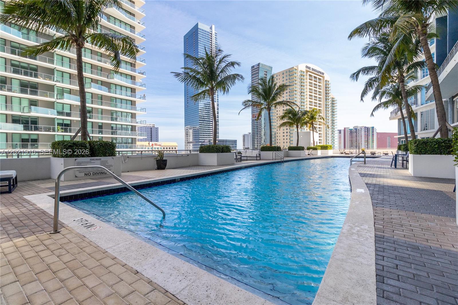 INFINITY AT BRICKELL COND - Residential Lease