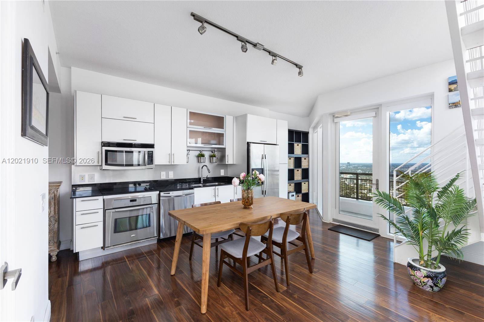 INFINITY AT BRICKELL COND - Residential Lease