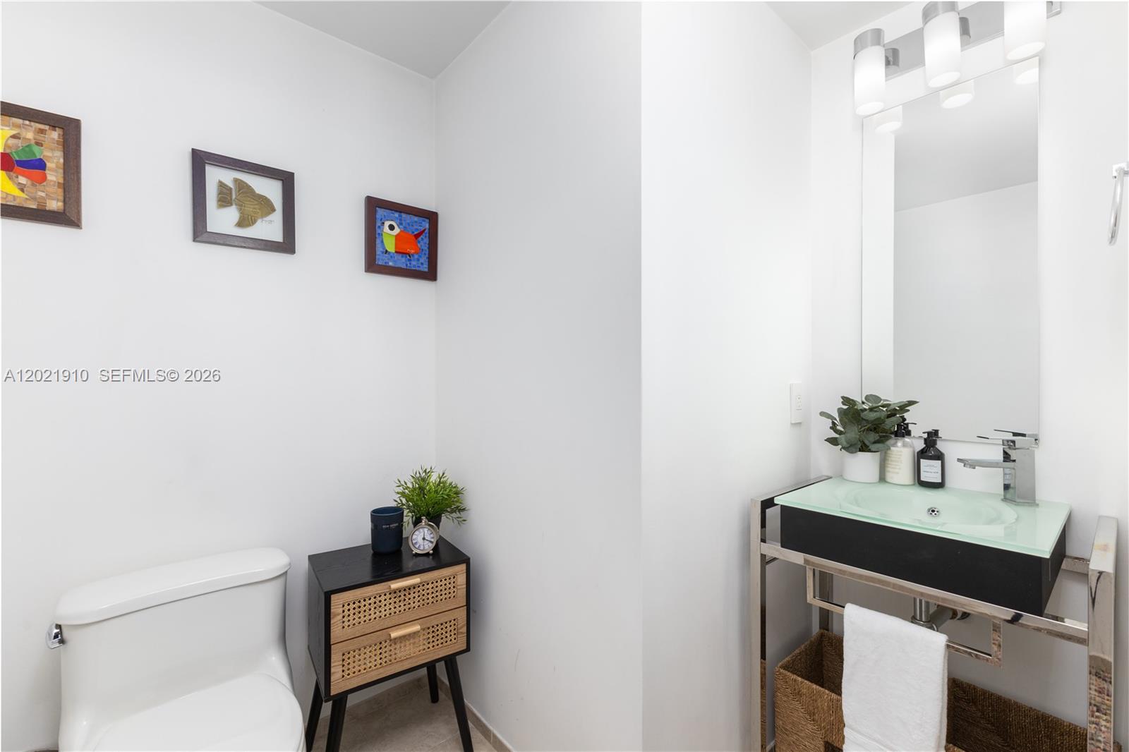 INFINITY AT BRICKELL COND - Residential Lease