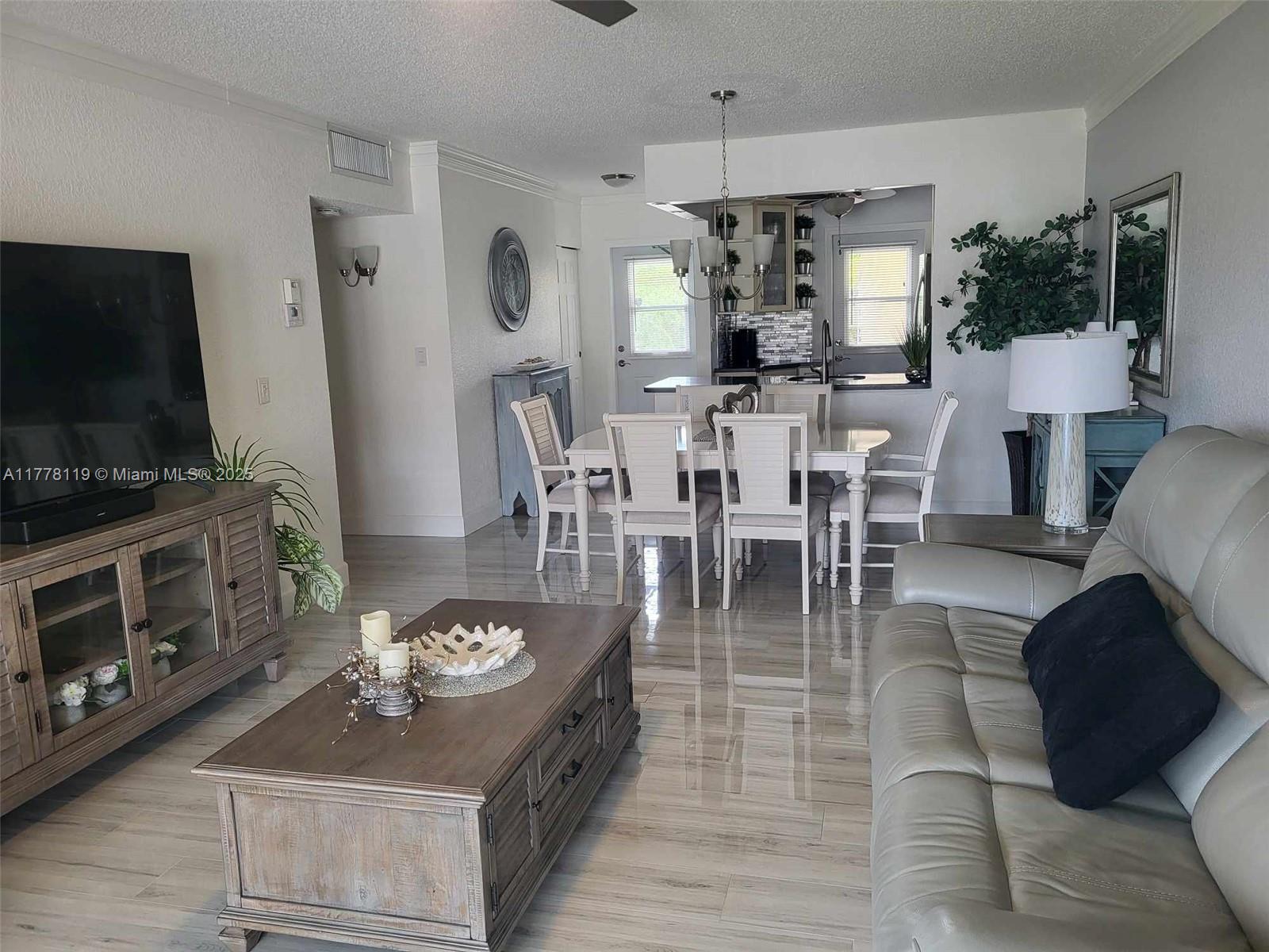 THISTLE GARDENS CONDO - Residential