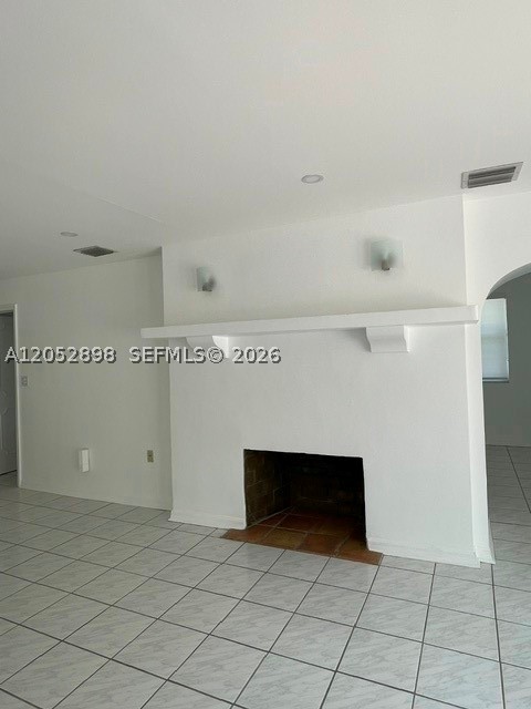 CORAL GROVES - Residential Lease