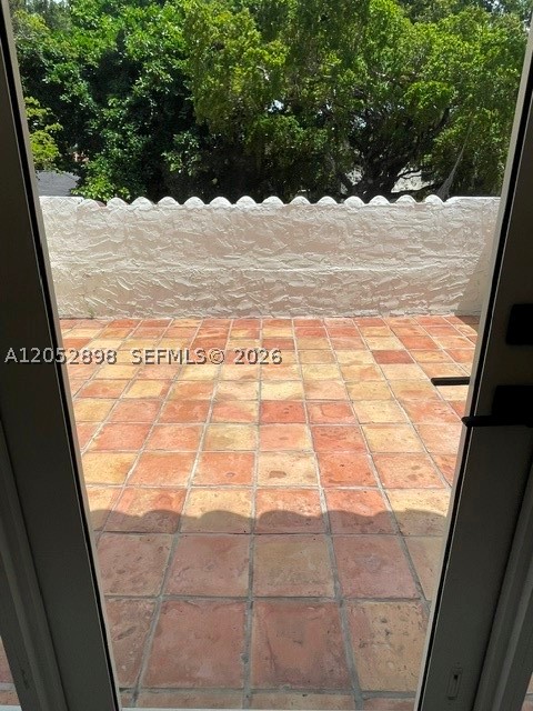 CORAL GROVES - Residential Lease