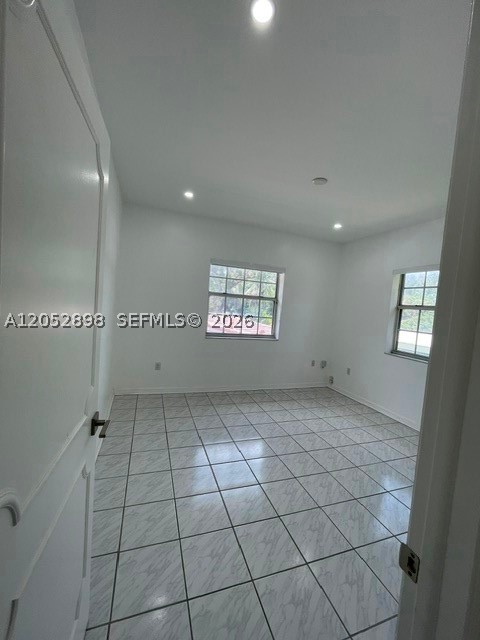 CORAL GROVES - Residential Lease